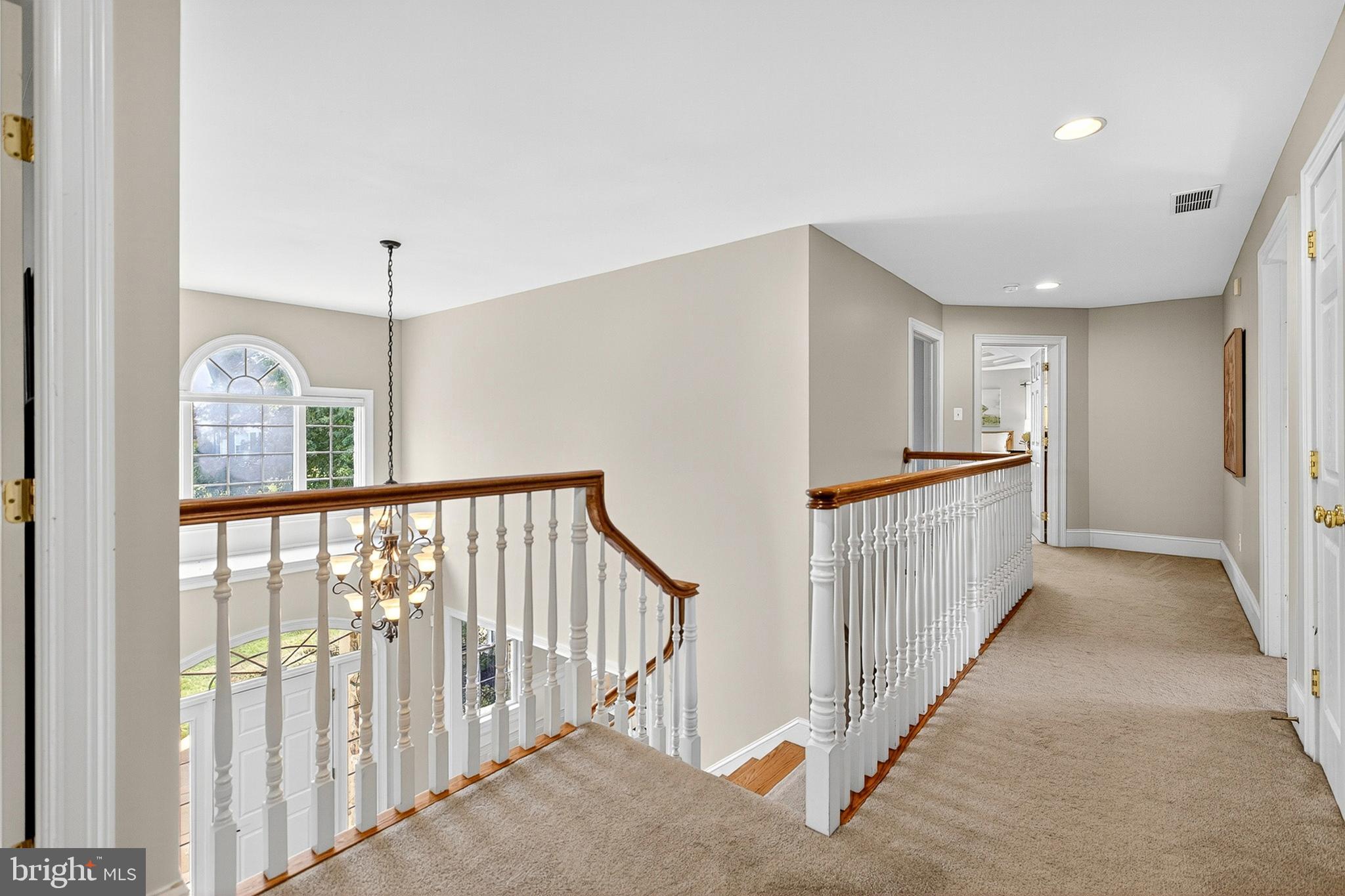 CHERRY CREEK - Residential