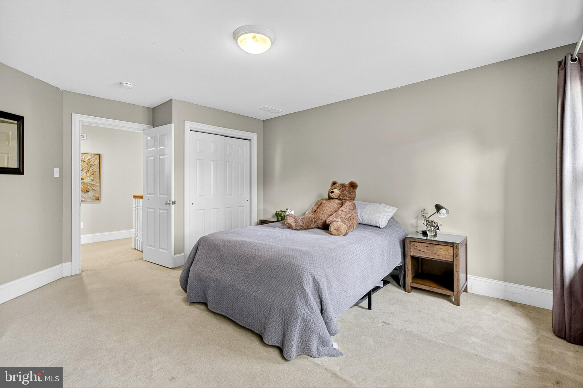 CHERRY CREEK - Residential