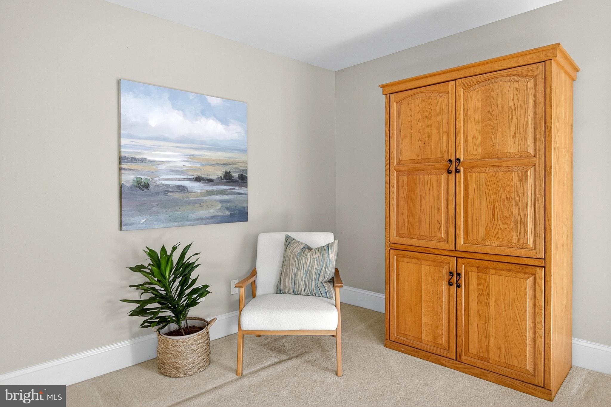 CHERRY CREEK - Residential