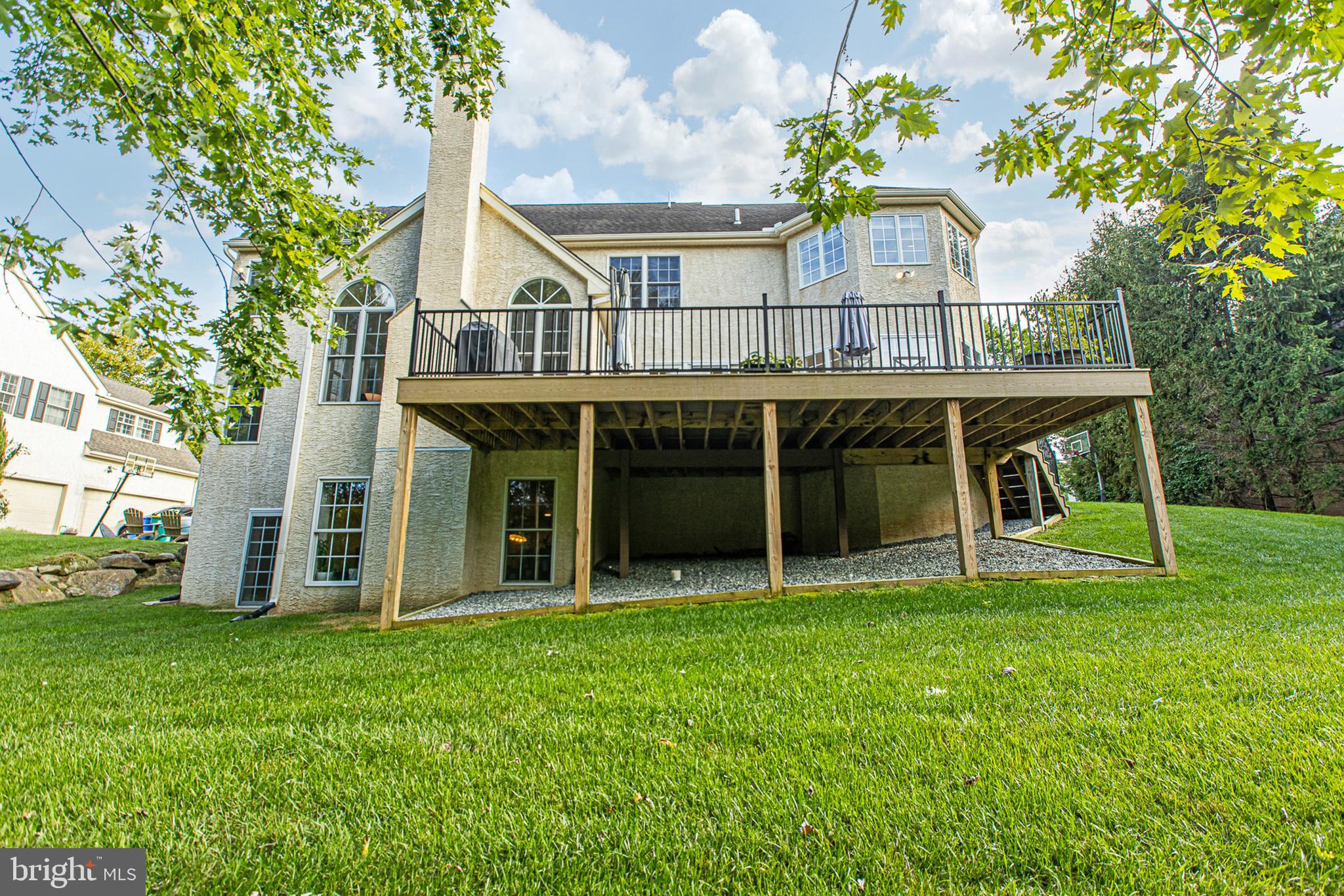 CHERRY CREEK - Residential