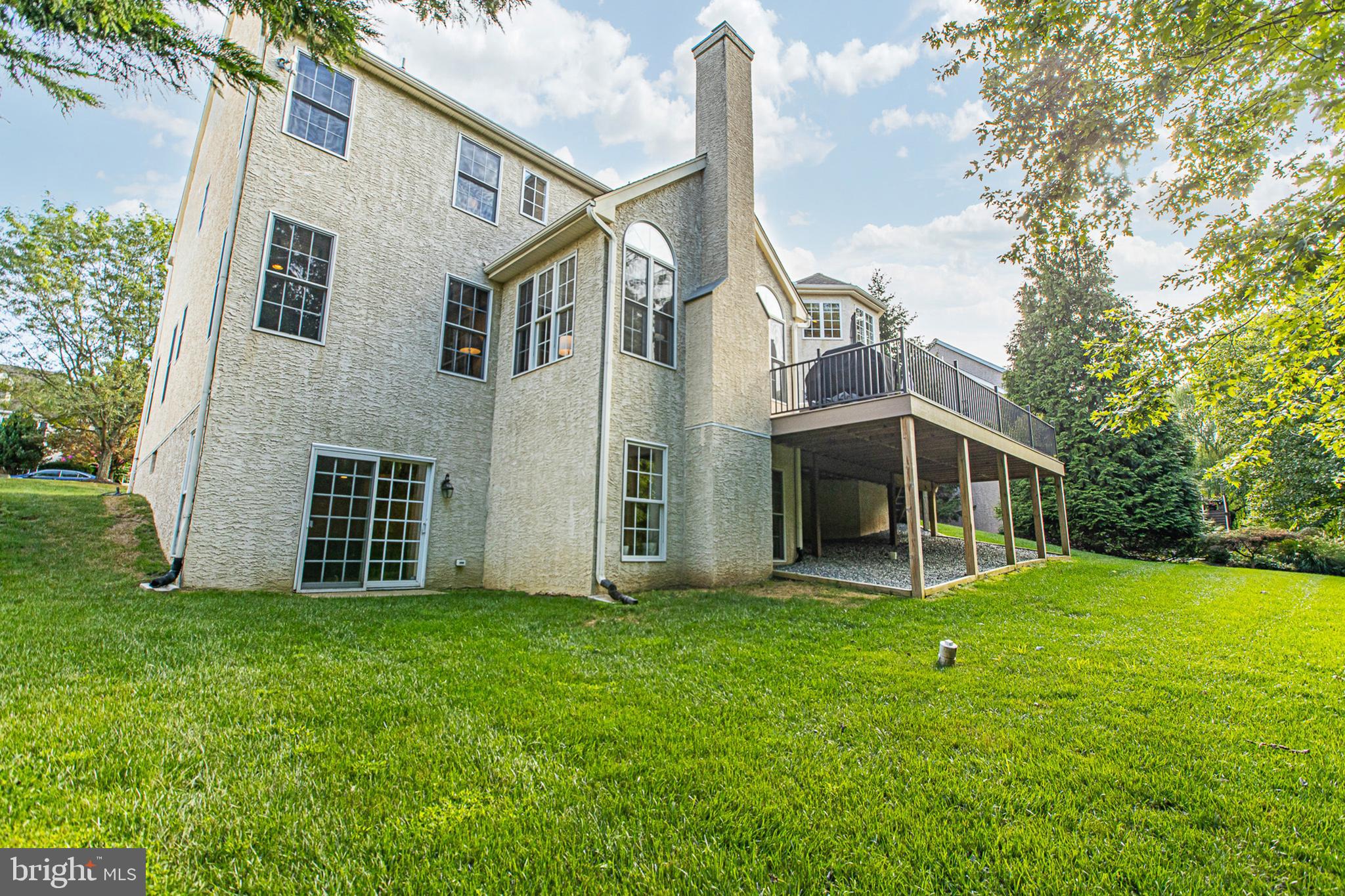 CHERRY CREEK - Residential