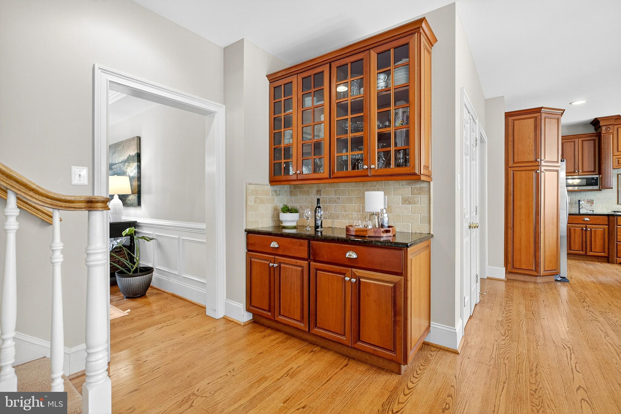 CHERRY CREEK - Residential