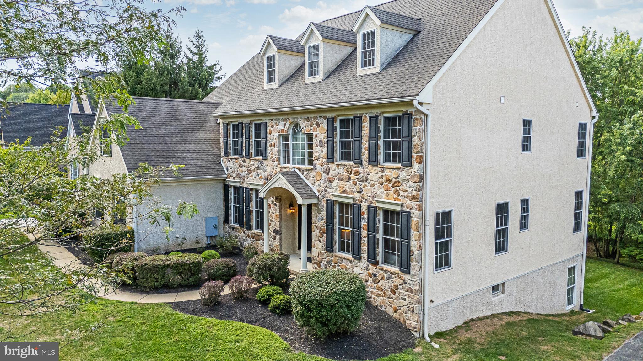 CHERRY CREEK - Residential