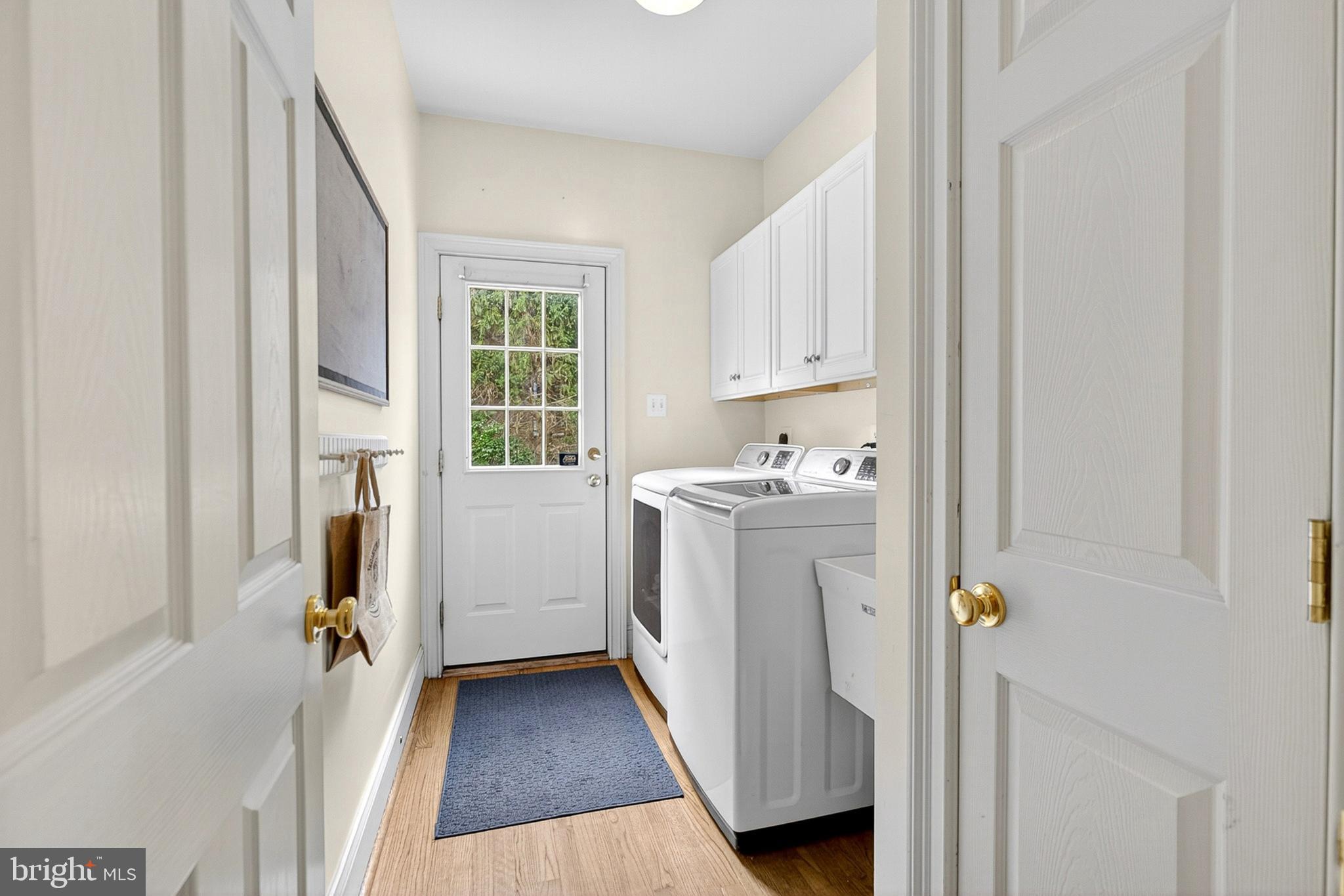 CHERRY CREEK - Residential