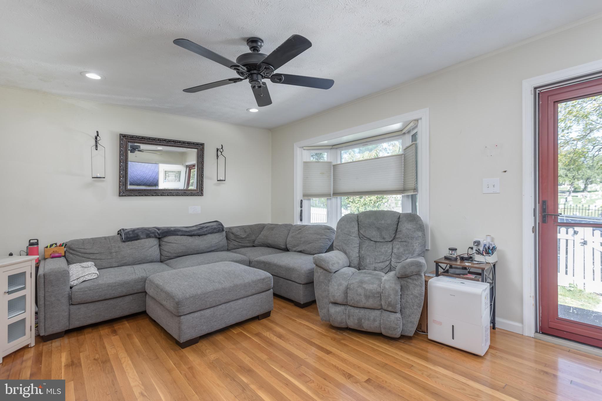 SHAWNEE HEIGHTS - Residential