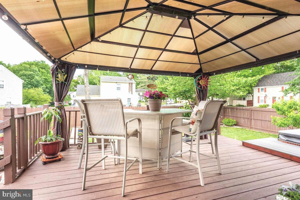 SPINNAKER RUN - Residential