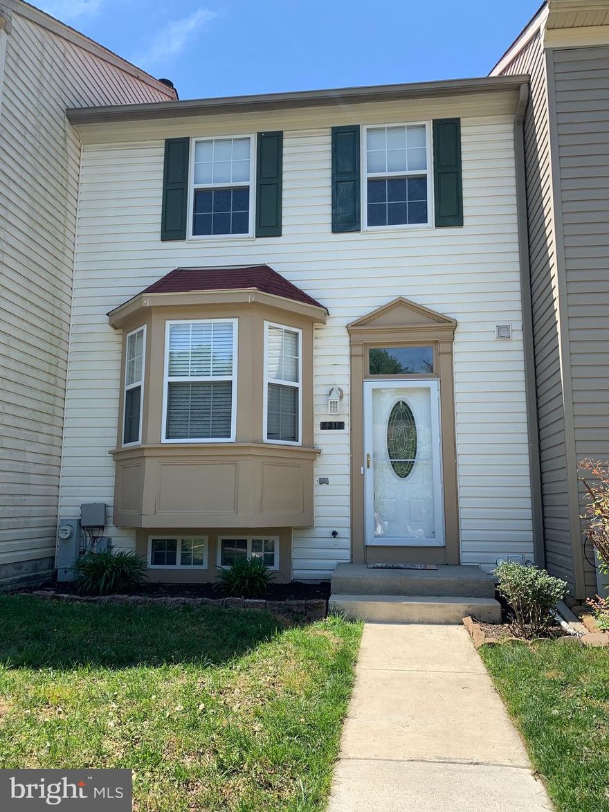 Welcome to Aspen Park Community! Spacious Three bedroom town home waiting for the perfect buyer to make your own.Eat in kitchen with ss appliances and sunny bay window. Large living and dining area combo with sliding doors that leads to huge deck. Oversized Owner bedroom with walk-in closet and full bath. Lower level with fireplace and family room with a extra bedroom or home office. Additional space for storage and a full bath. Brick patio with storage shed and wooded view.Seller offering one year home warranty.