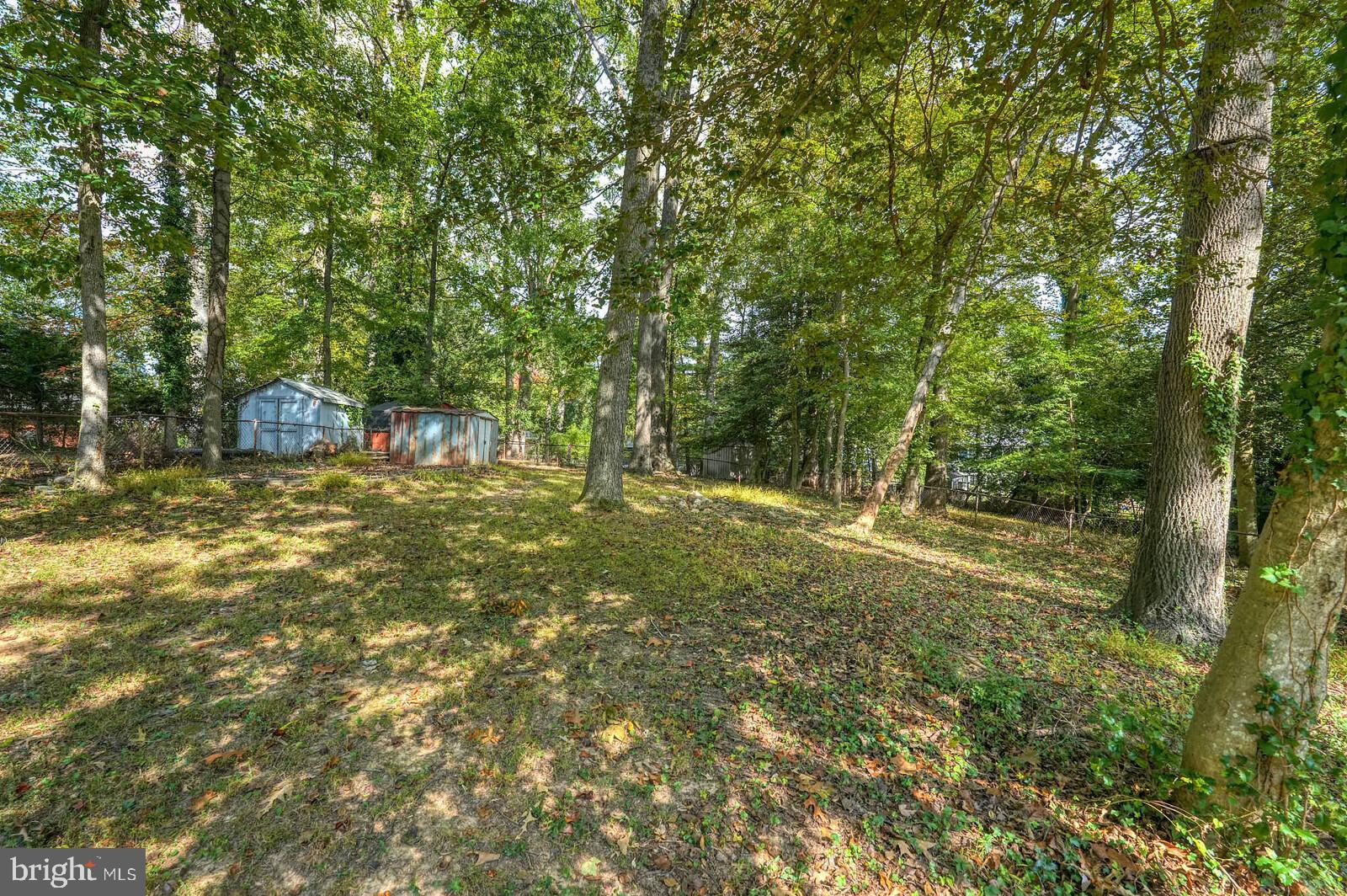 VIENNA WOODS - Residential