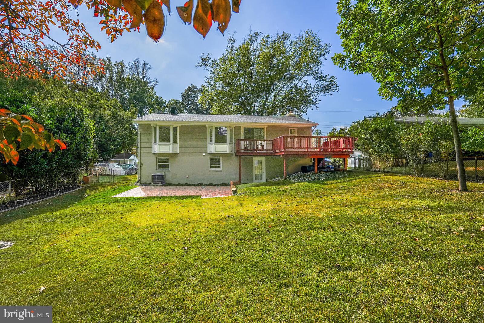 VIENNA WOODS - Residential