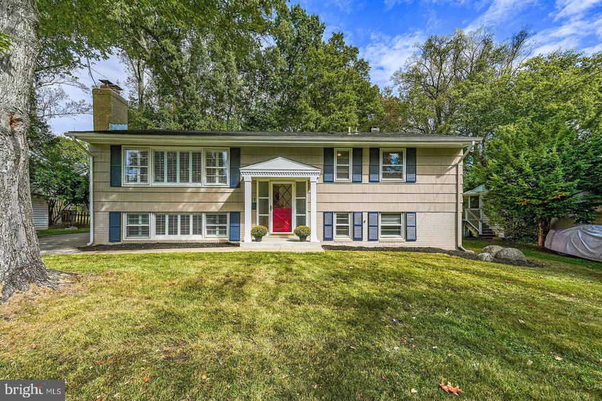 Updated Home on an Exceptional 0.33-Acre Lot in Vienna Woods

Set on a rare, flat 0.33-acre lot, this 4-bedroom, 3-bath home offers ample outdoor space, which is hard to find in this area, perfect for play, gardening, or future expansion.

Inside, the main level features an open layout with hardwood floors and an updated kitchen with new appliances (2025). The fully fenced backyard offers both privacy and versatility for everyday use or casual gatherings.

Recent updates include:

·         Interior paint (2025)

·         Chimney (2024)

·         Driveway, sidewalk, and front porch (2023)

·         Roof and HVAC (2018)

·         Bathroom updates (2020)

·         Kitchen renovation with plantation blinds (2012)

The walkout lower level with a separate entrance adds flexibility with two bedrooms, a full bath, a large rec room with a fireplace, and a laundry/mudroom.

Located just minutes from downtown Vienna, with easy access to major routes, and in the Madison High School pyramid.