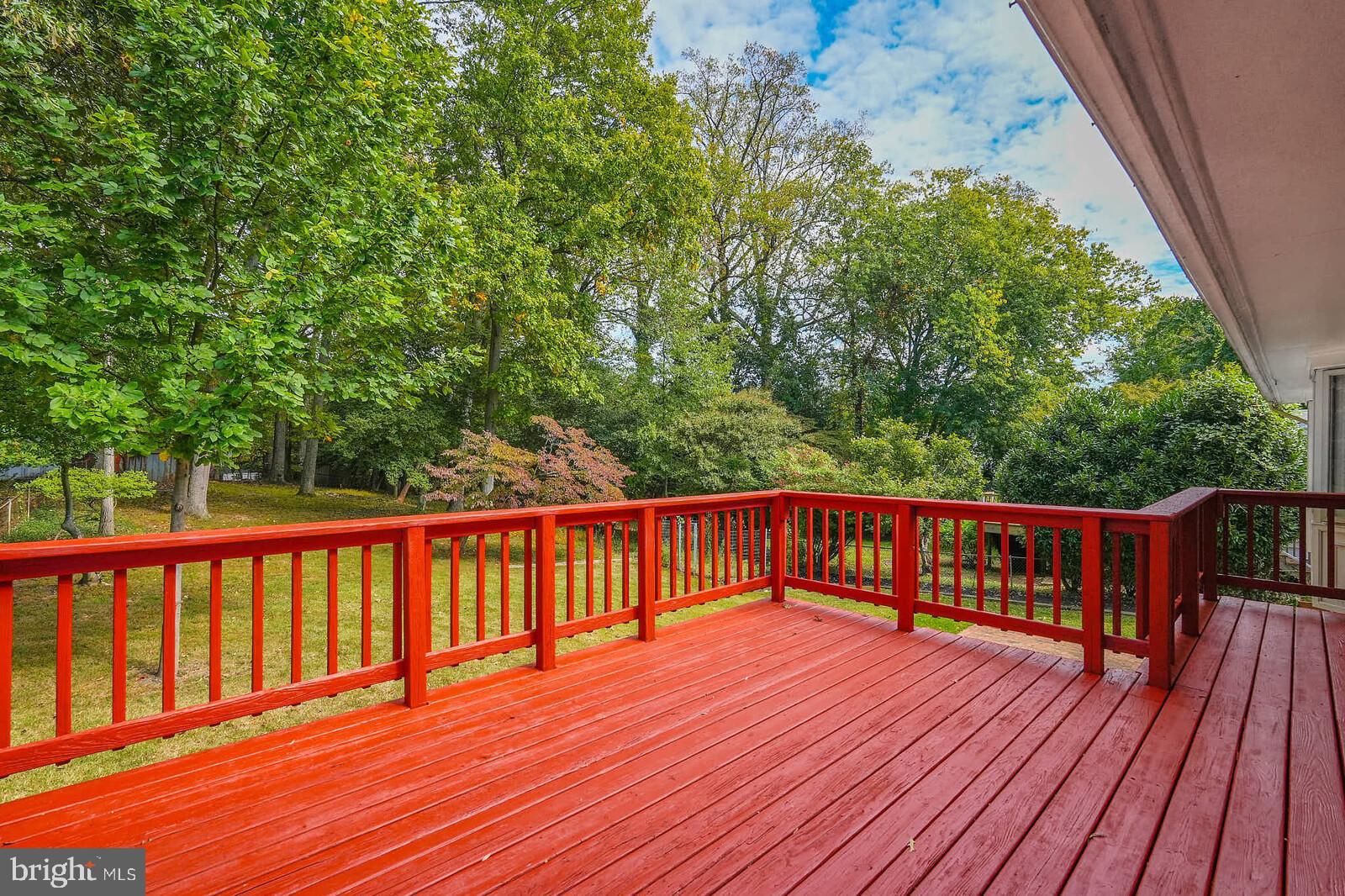 VIENNA WOODS - Residential