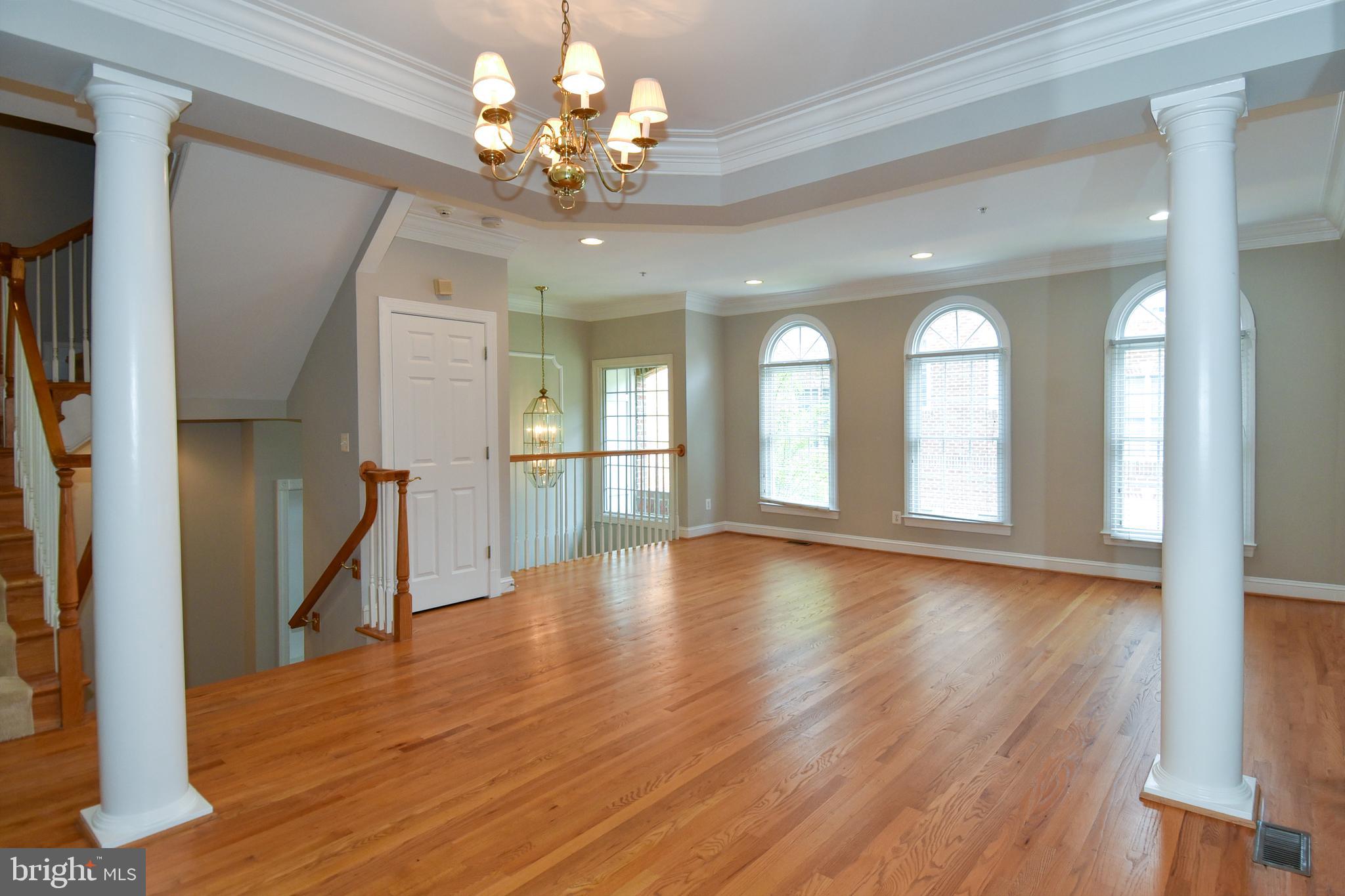 MCLEAN CREST - Residential Lease