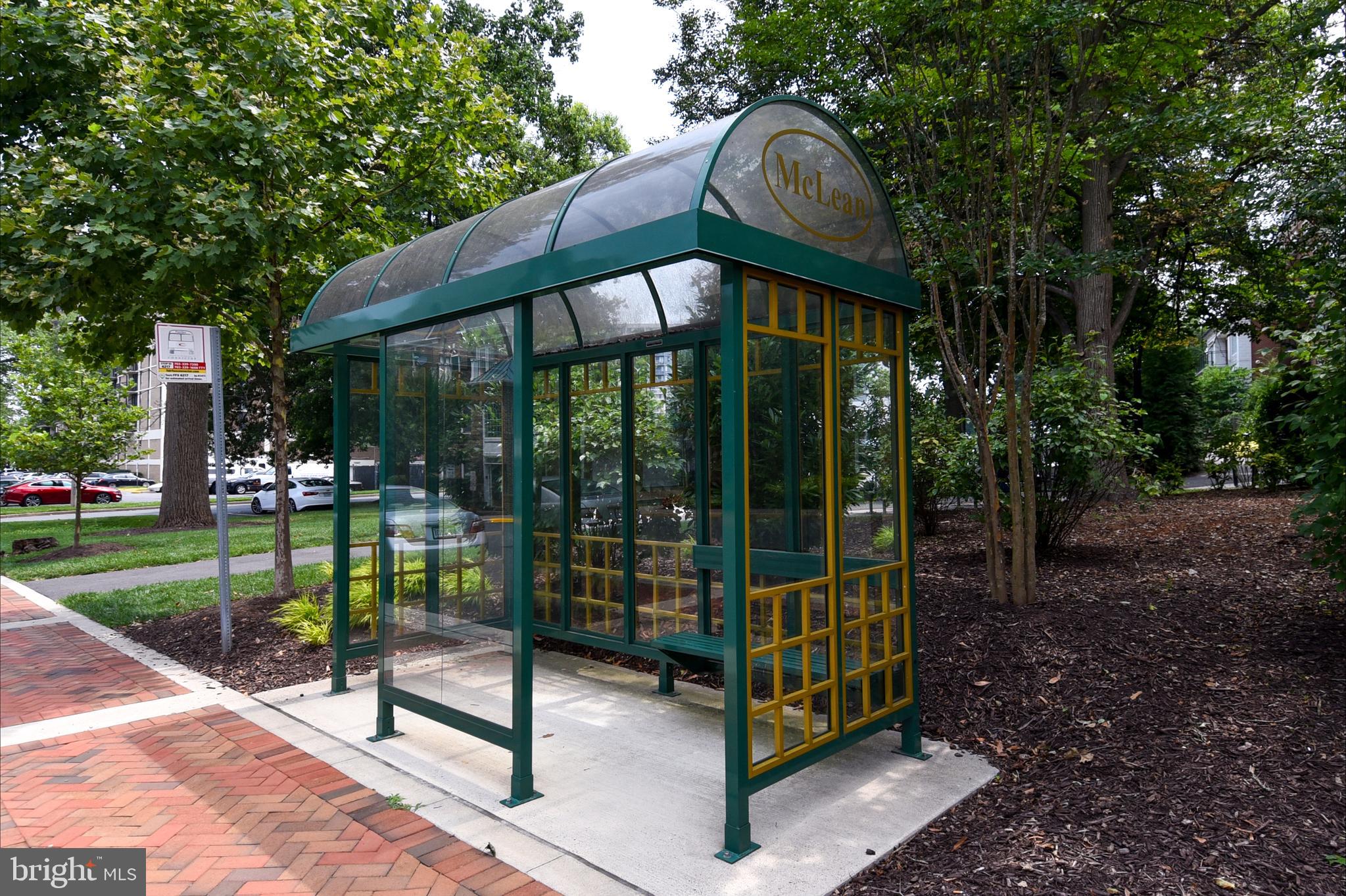 MCLEAN CREST - Residential Lease