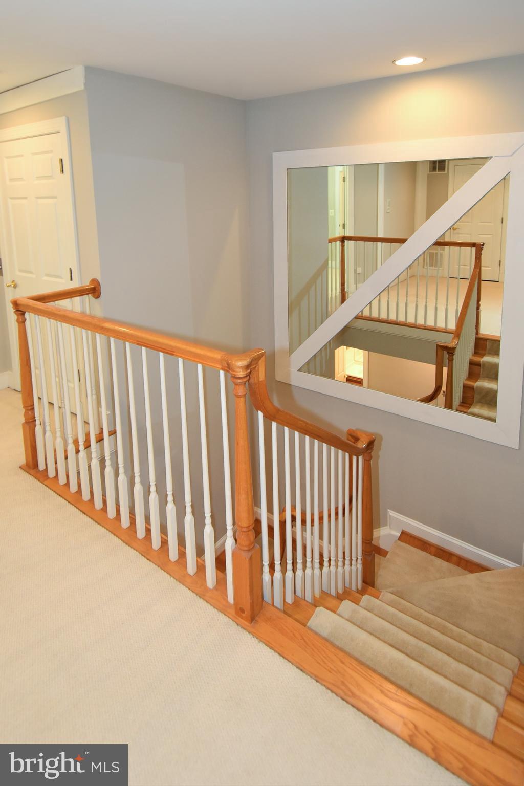 MCLEAN CREST - Residential Lease