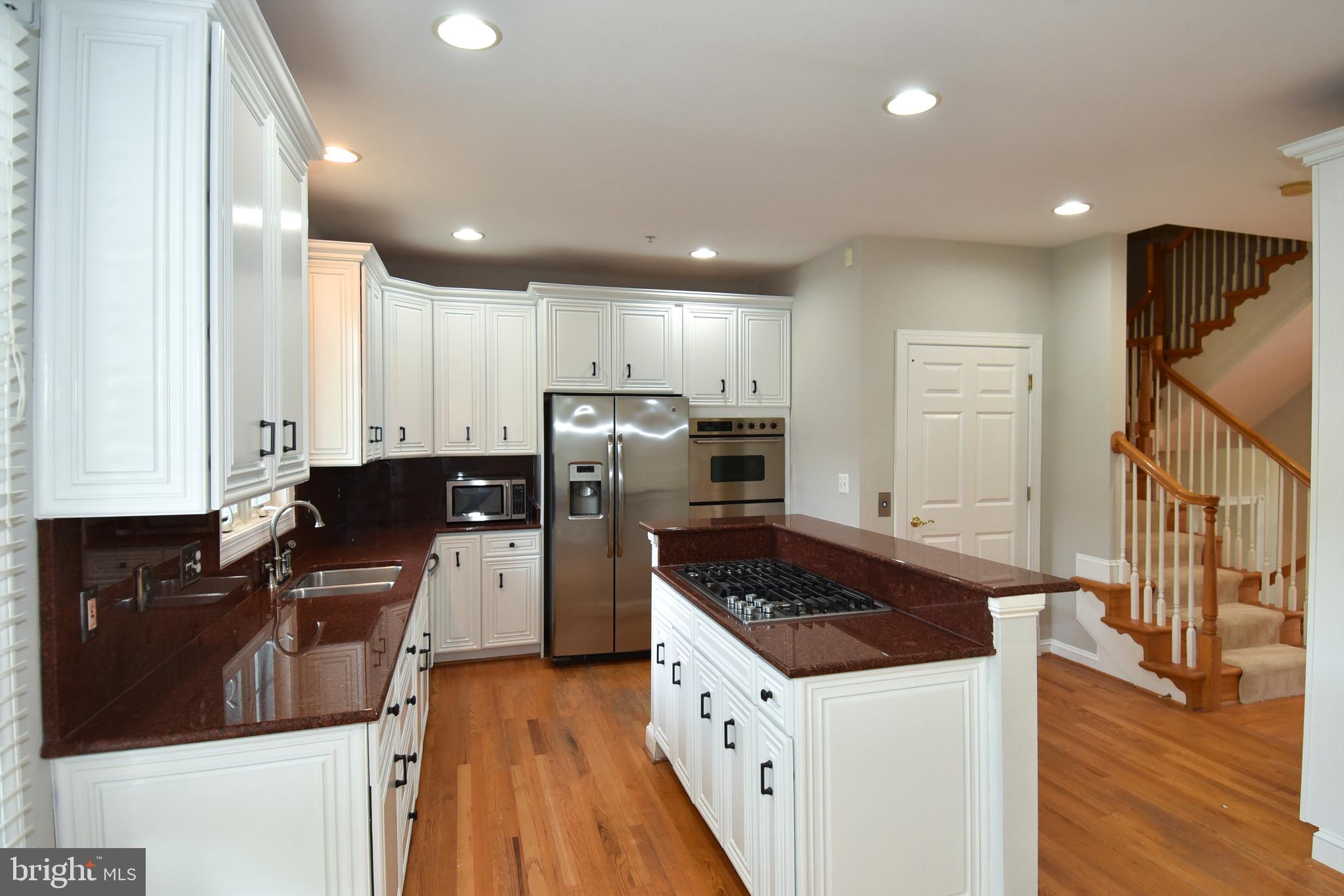 MCLEAN CREST - Residential Lease