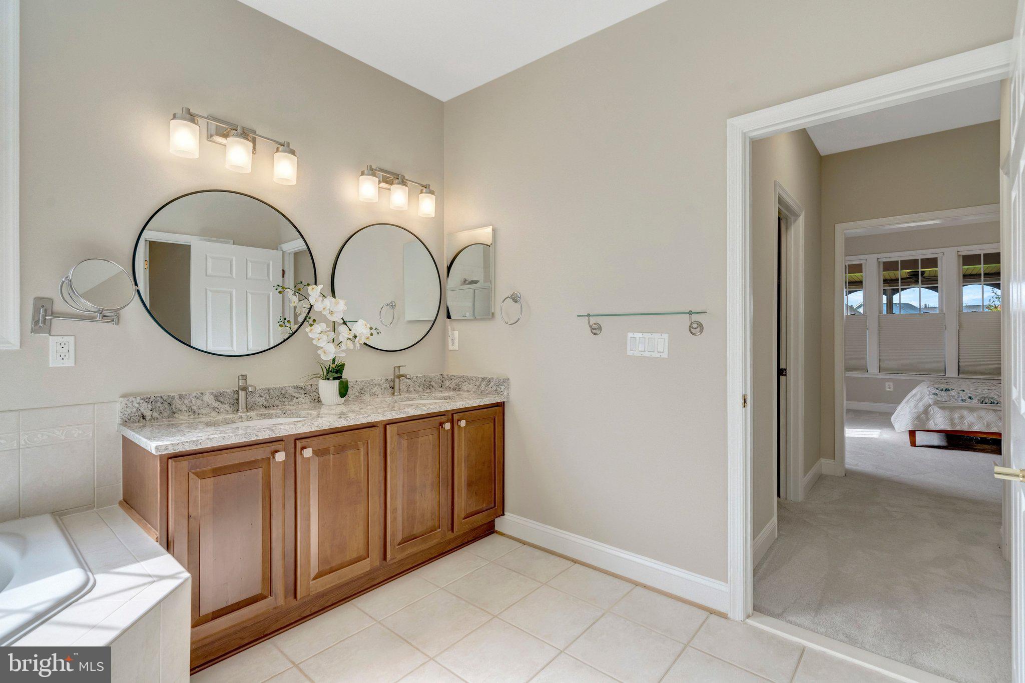 HERITAGE HUNT - Residential