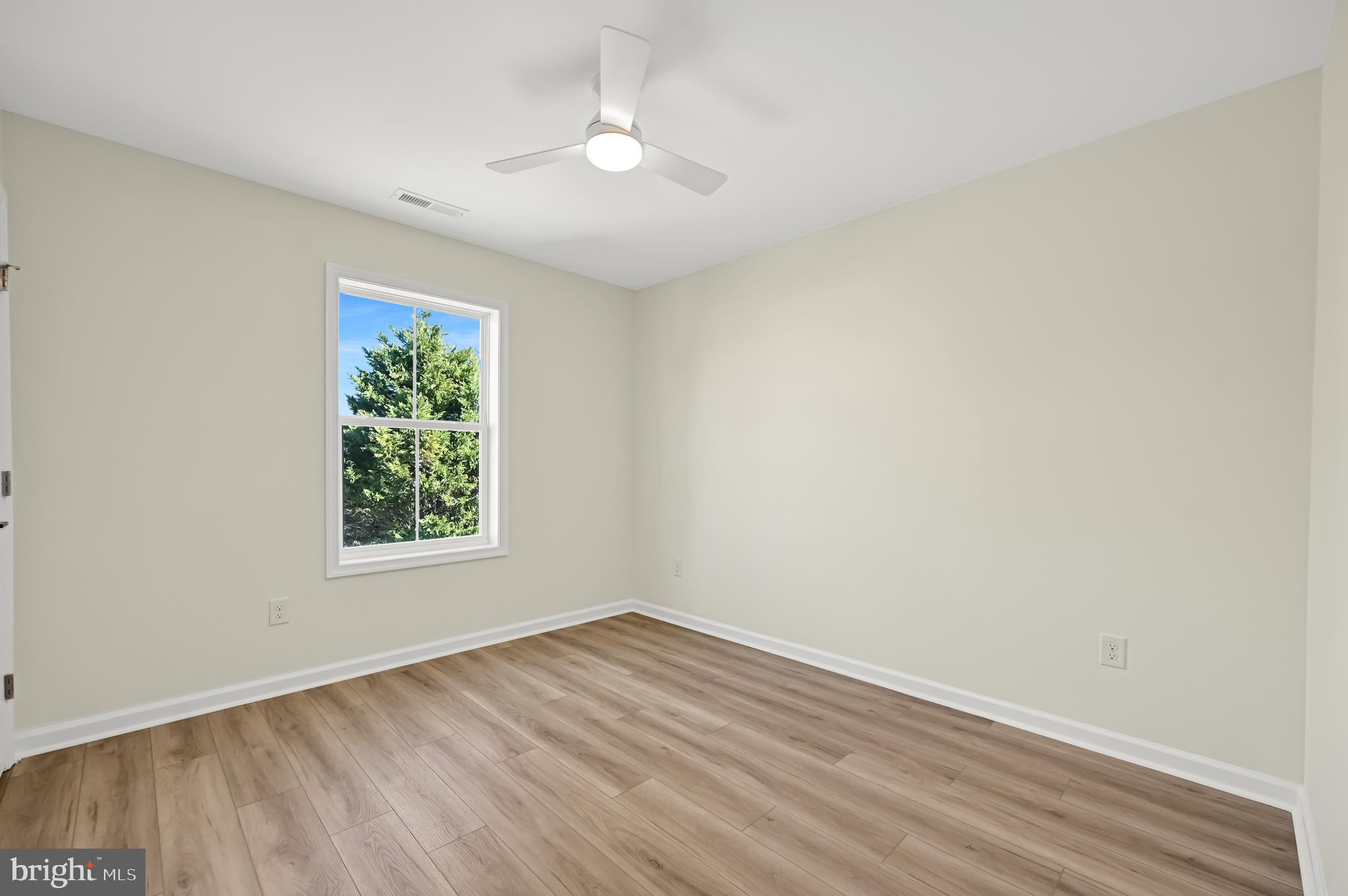 CEDAR POINT - Residential