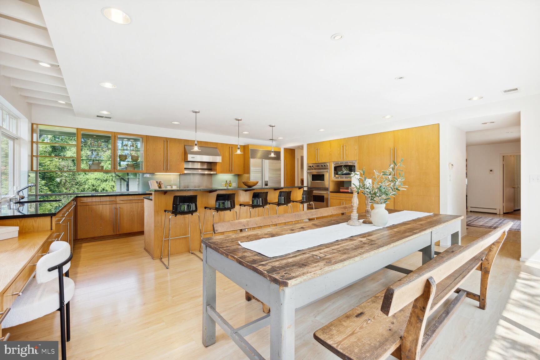 KENWOOD PARK - Residential