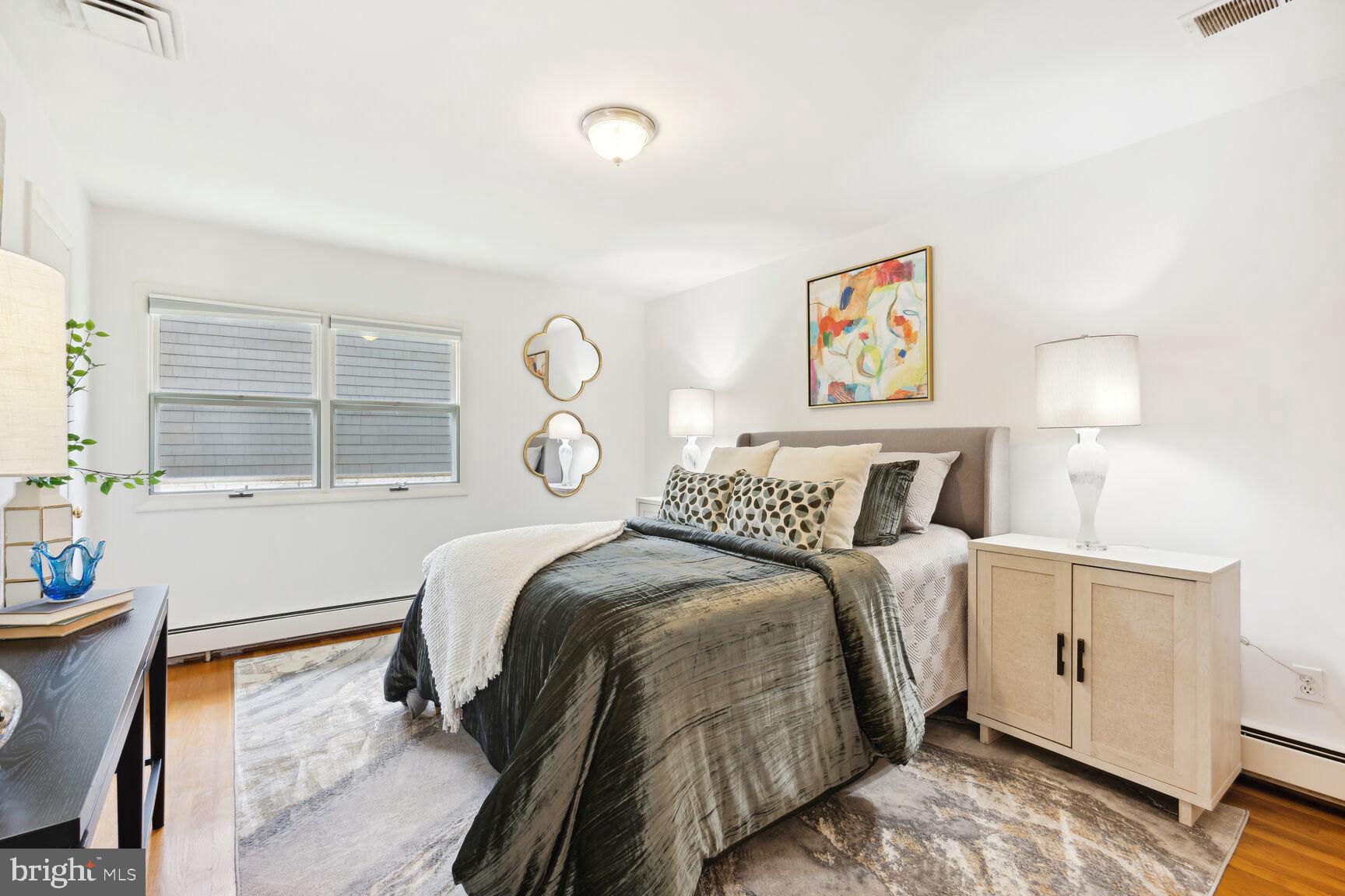 KENWOOD PARK - Residential