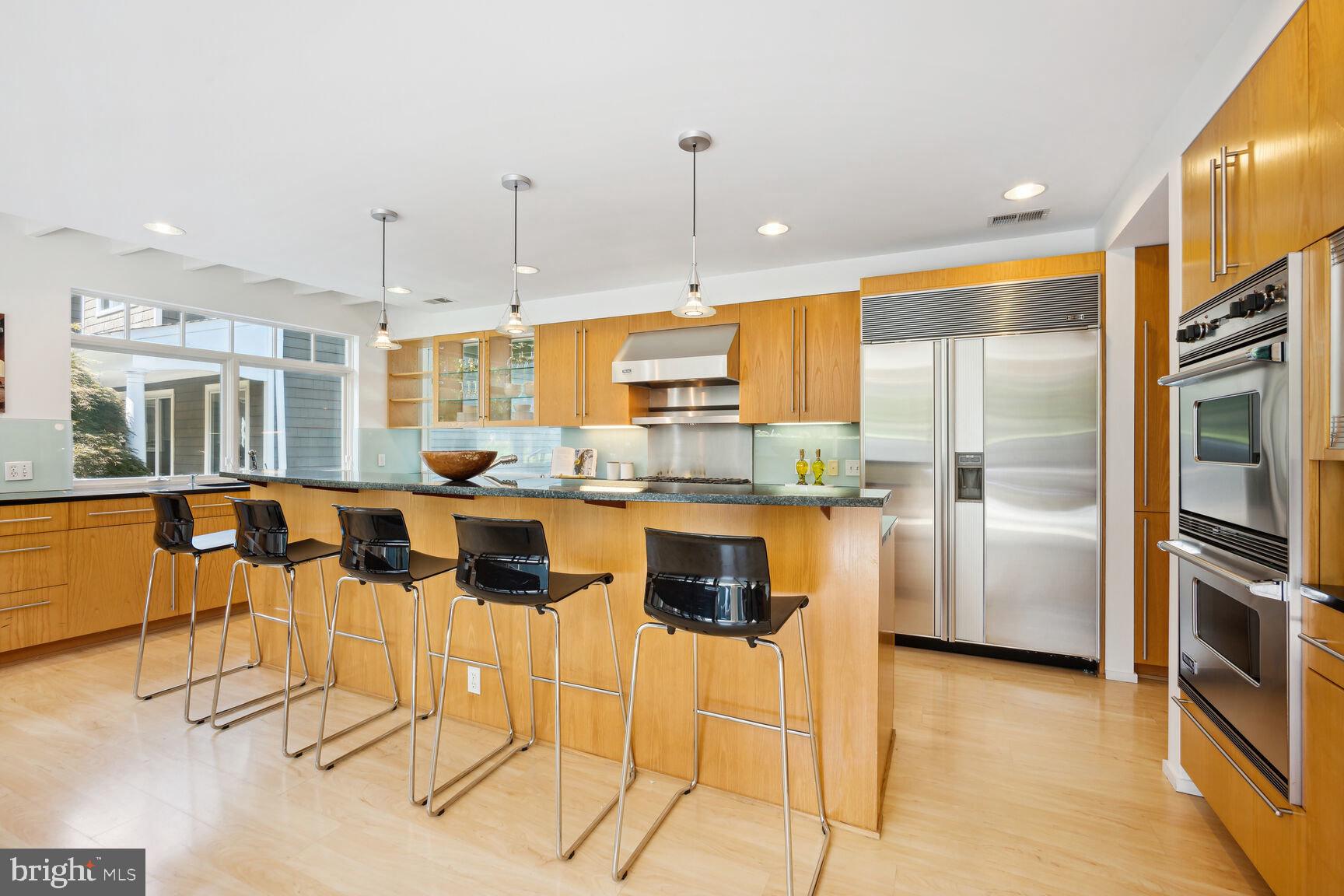 KENWOOD PARK - Residential