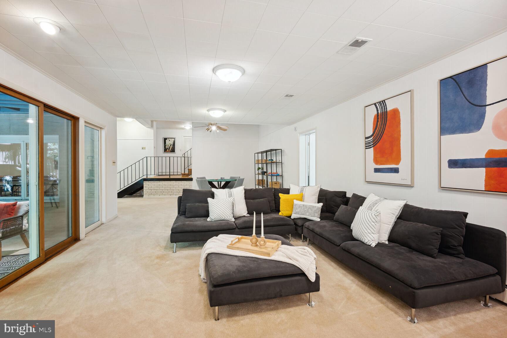 KENWOOD PARK - Residential