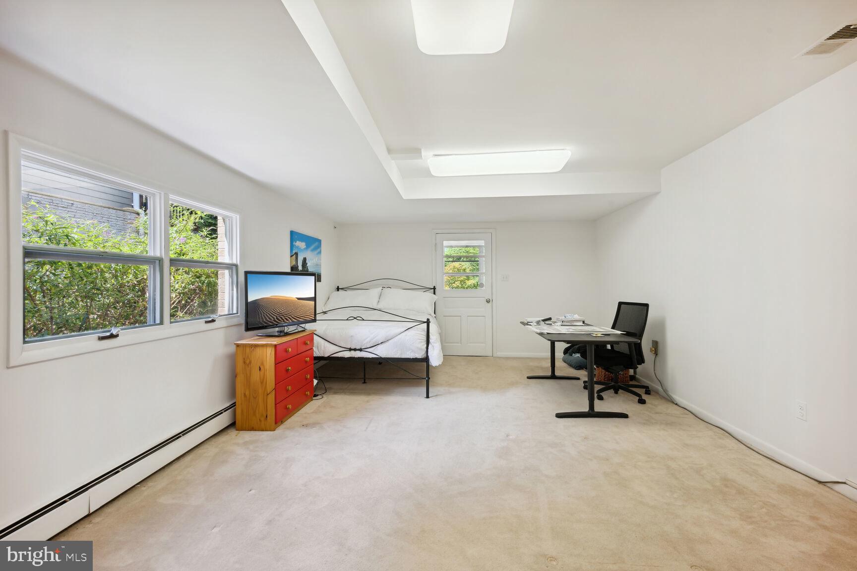 KENWOOD PARK - Residential