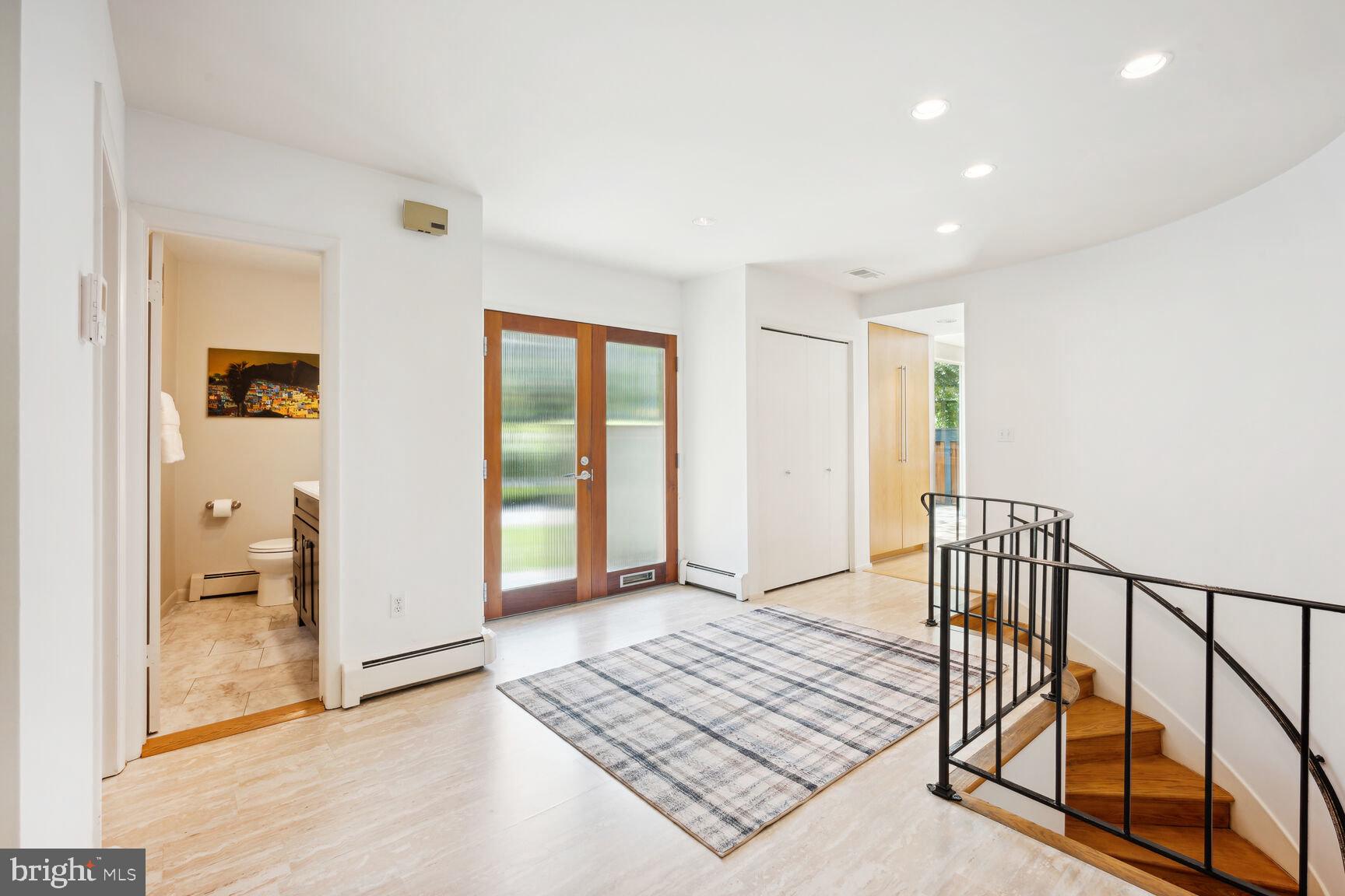 KENWOOD PARK - Residential