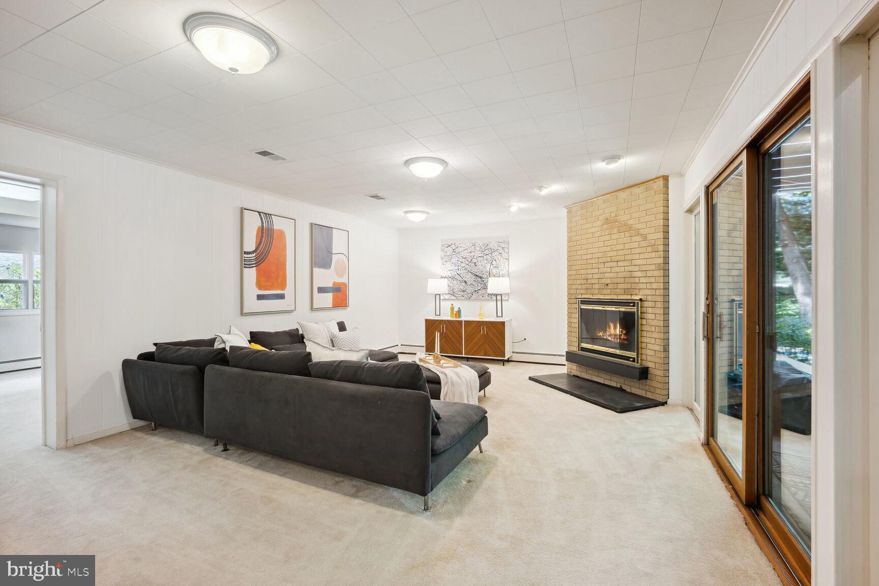 KENWOOD PARK - Residential