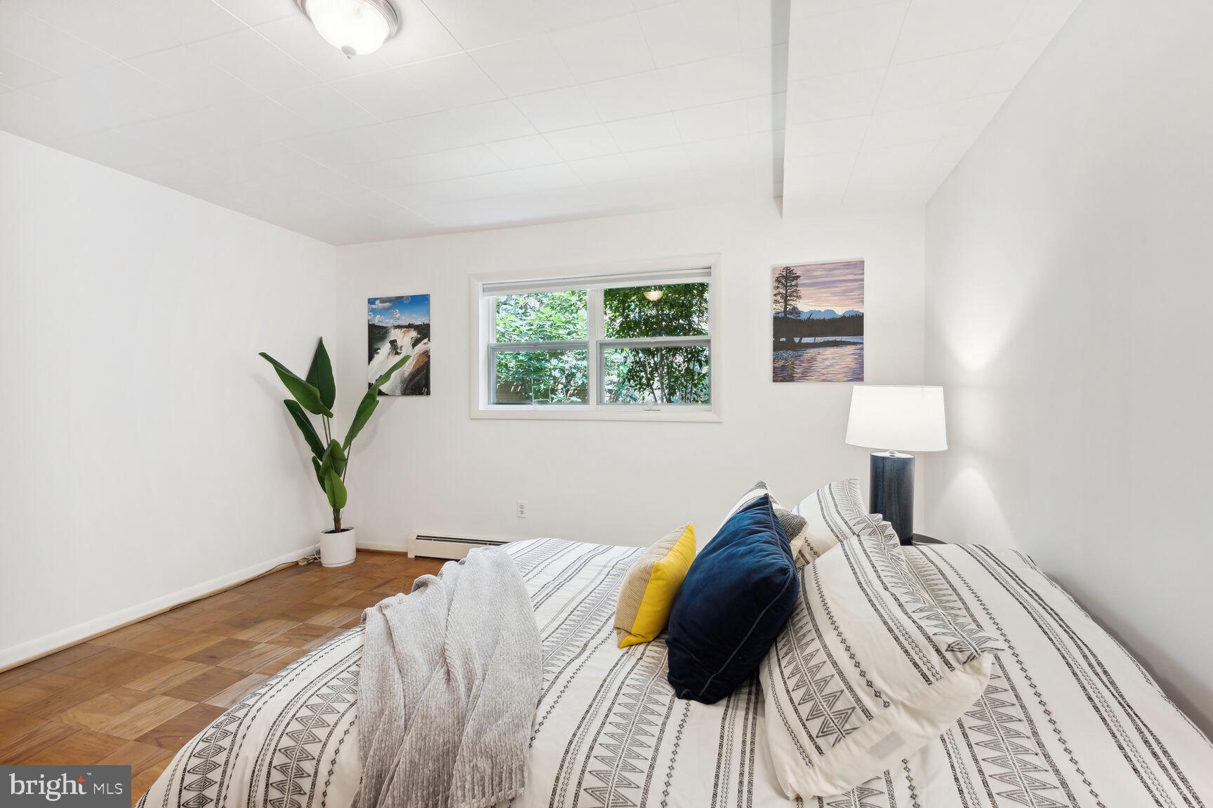 KENWOOD PARK - Residential