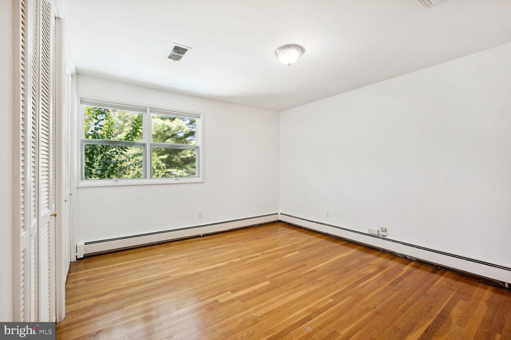 KENWOOD PARK - Residential