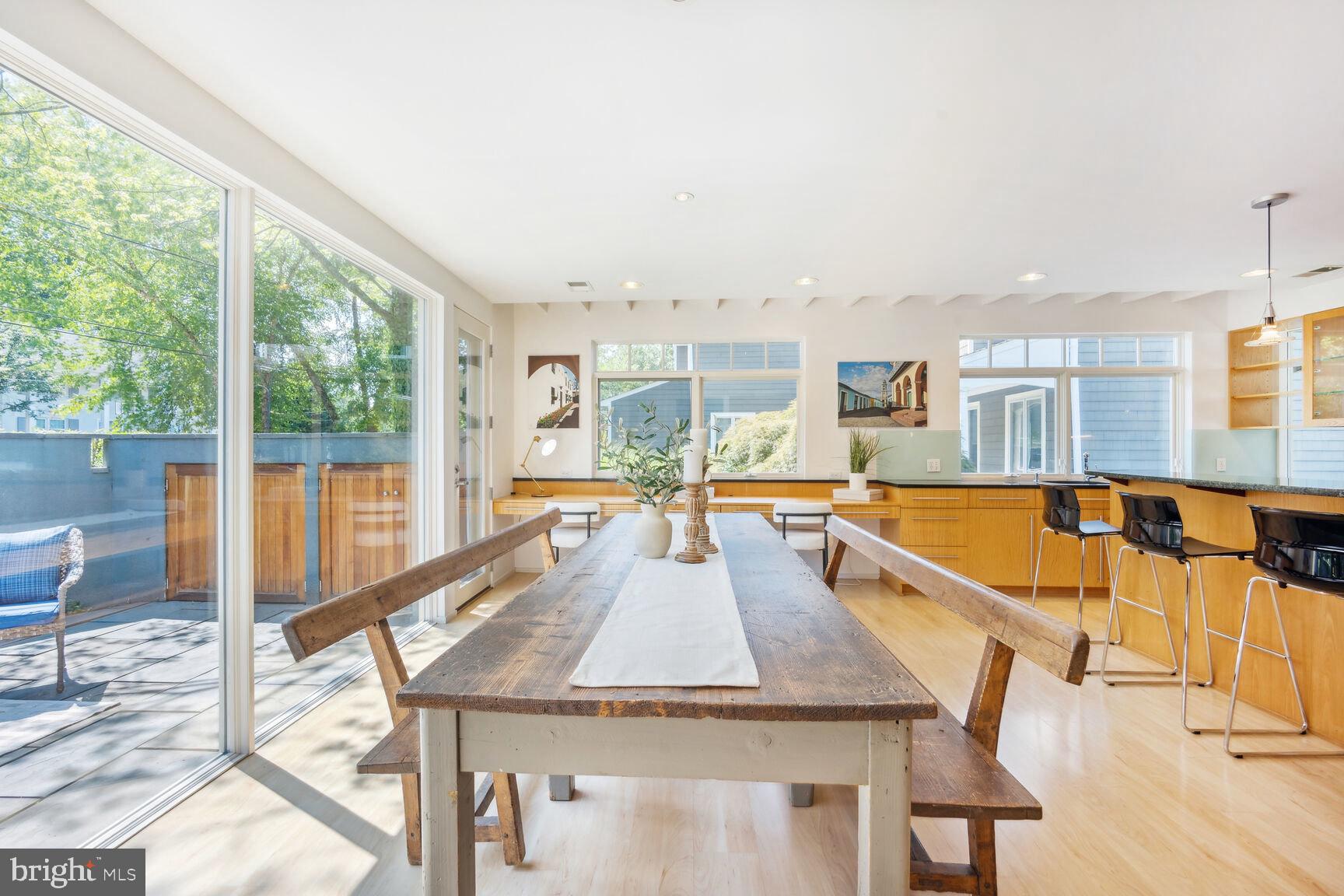 KENWOOD PARK - Residential