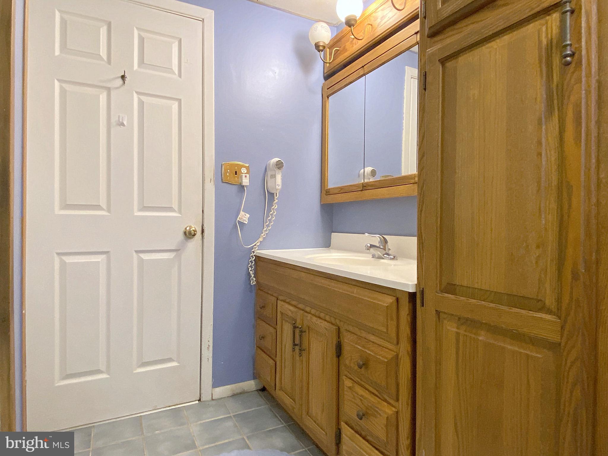 CHESAPEAKE TERRACE - Residential