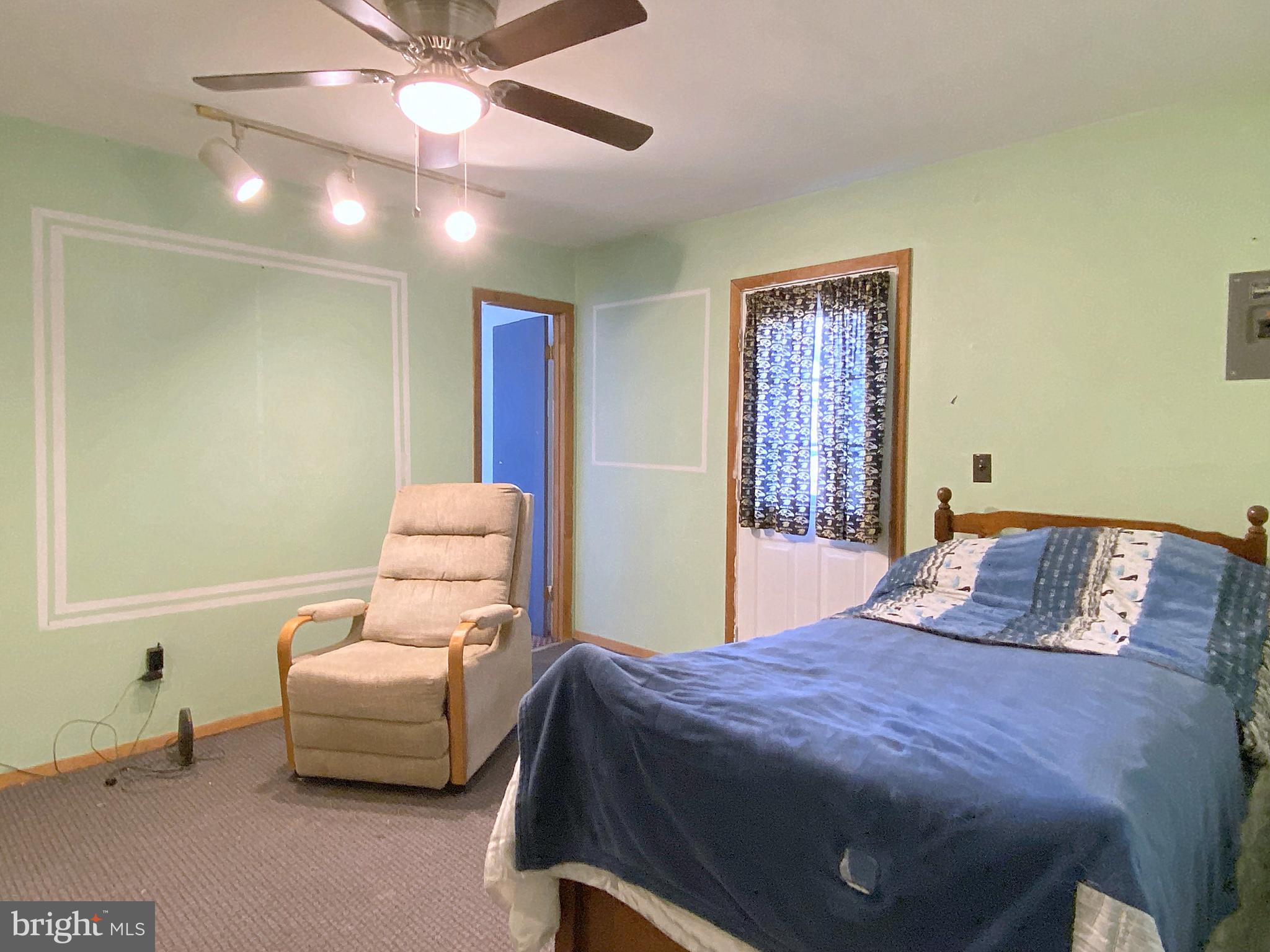 CHESAPEAKE TERRACE - Residential