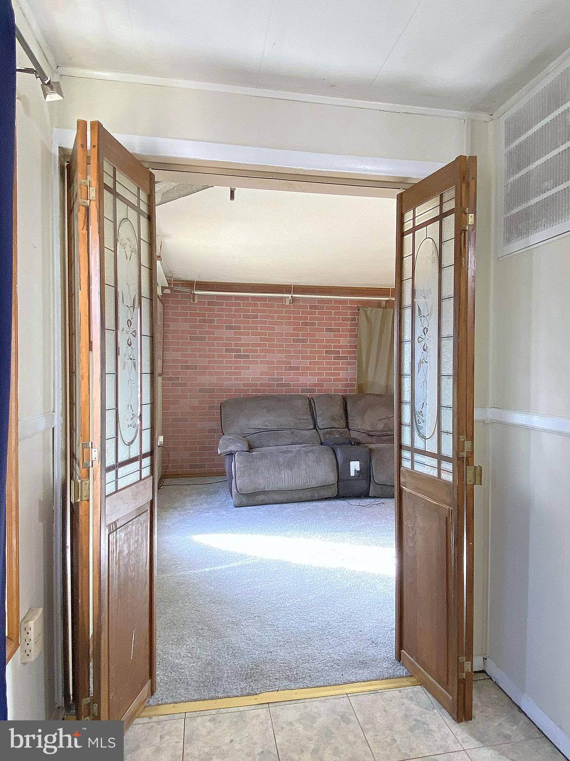 CHESAPEAKE TERRACE - Residential