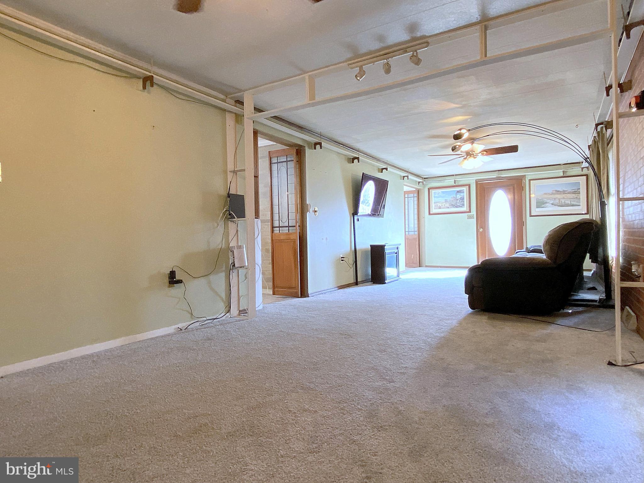 CHESAPEAKE TERRACE - Residential