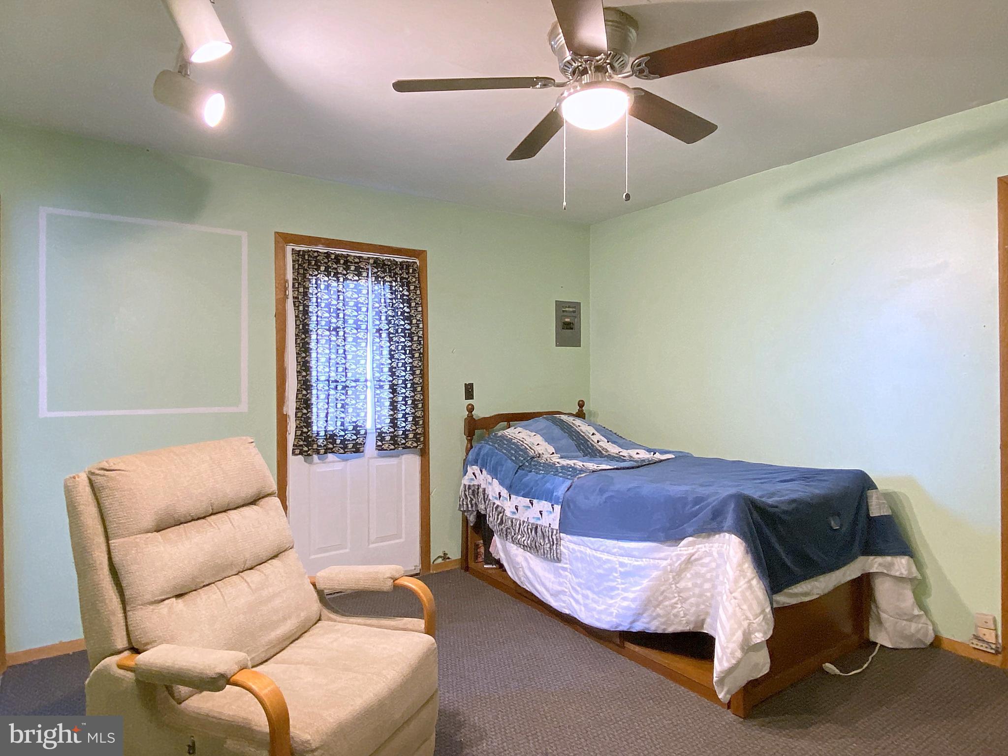 CHESAPEAKE TERRACE - Residential