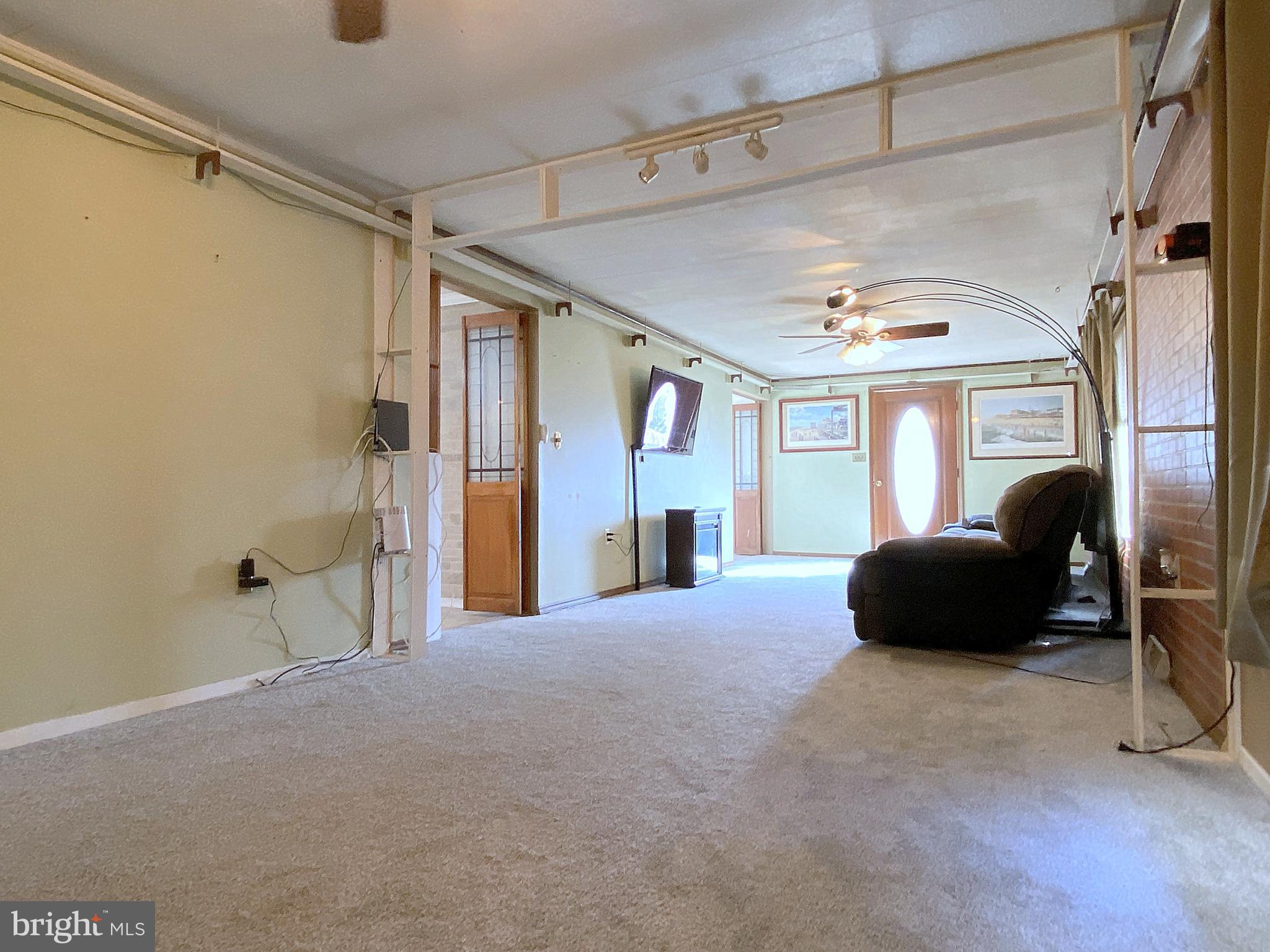 CHESAPEAKE TERRACE - Residential