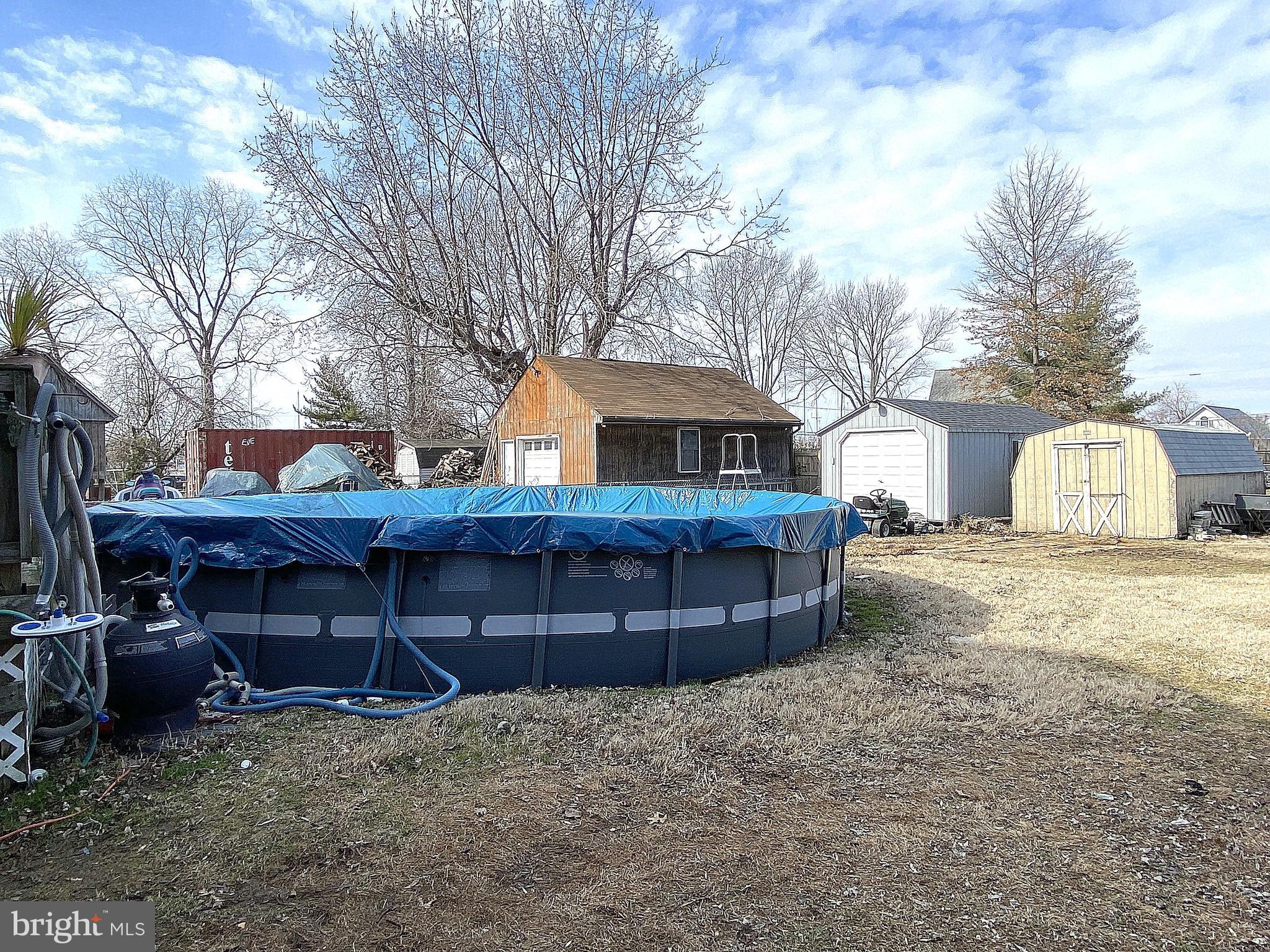 CHESAPEAKE TERRACE - Residential