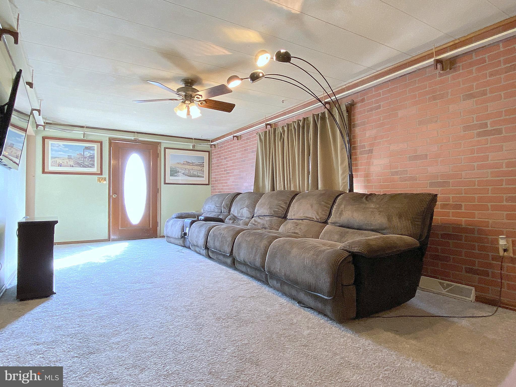 CHESAPEAKE TERRACE - Residential