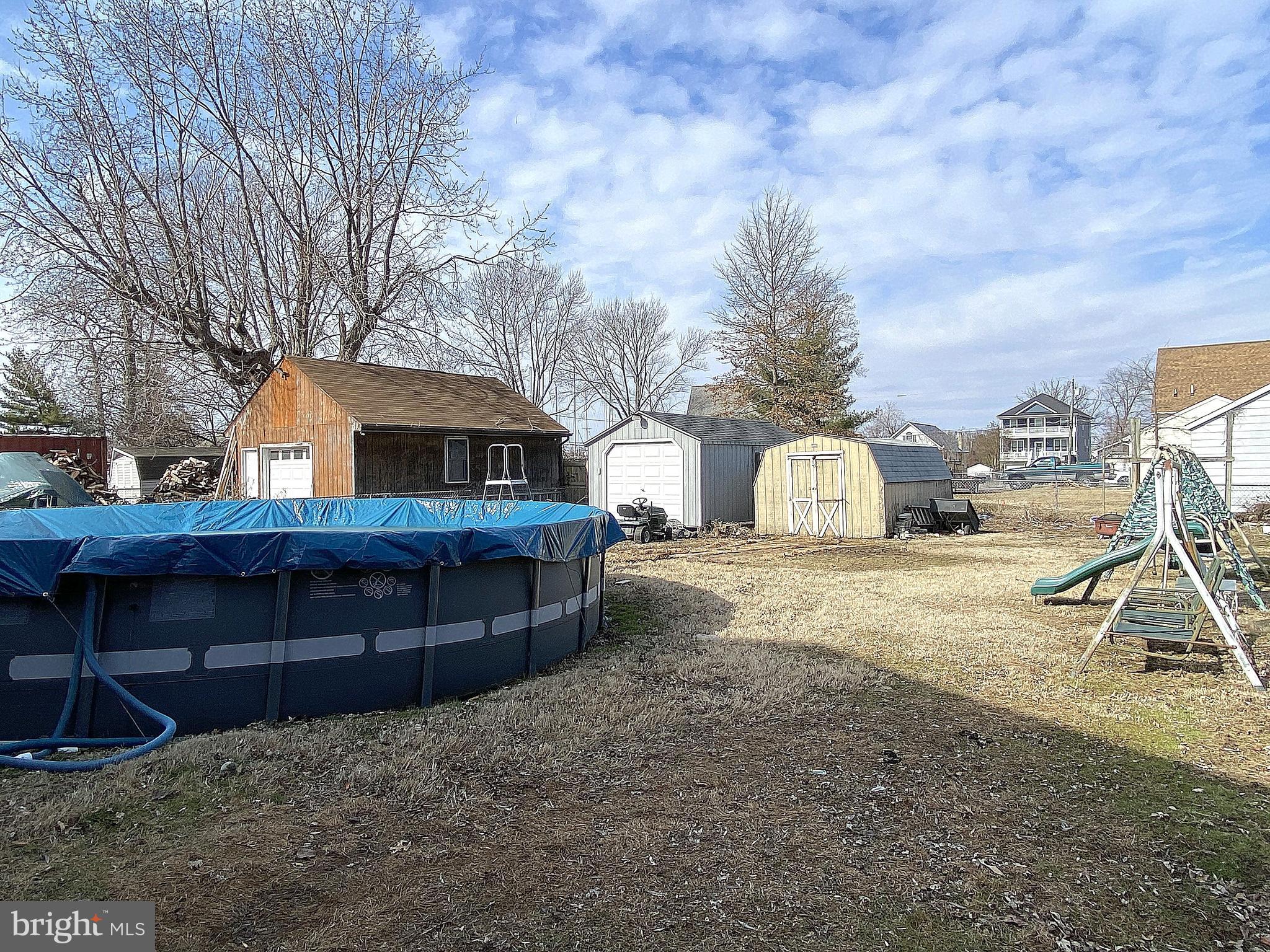 CHESAPEAKE TERRACE - Residential