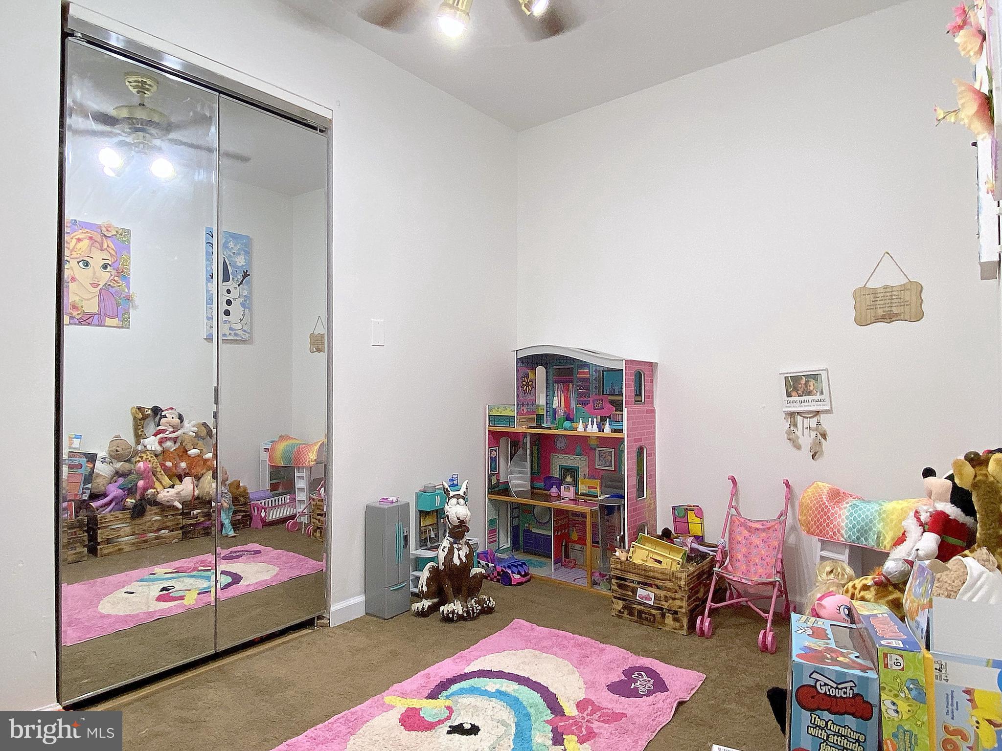 CHESAPEAKE TERRACE - Residential