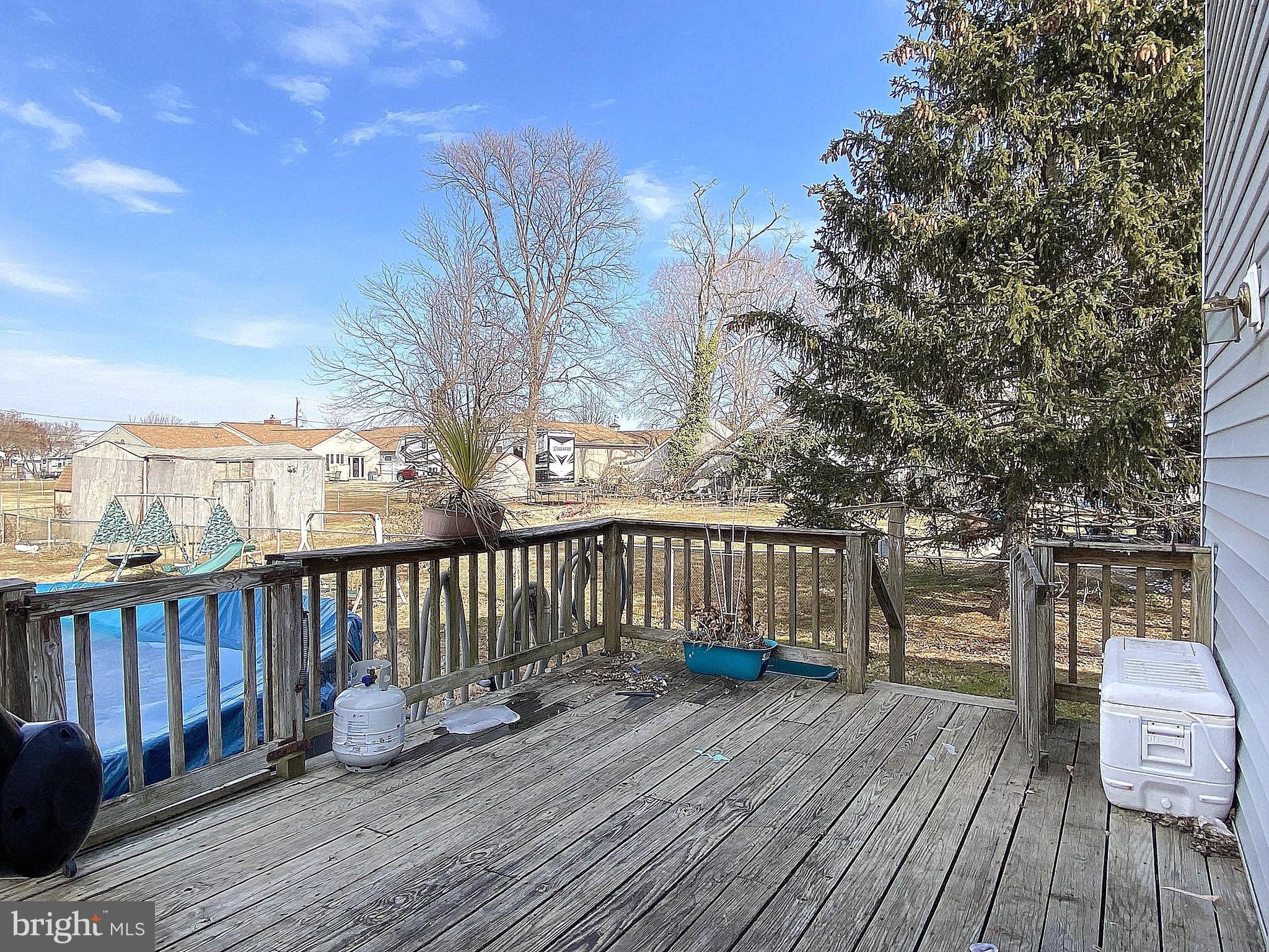 CHESAPEAKE TERRACE - Residential