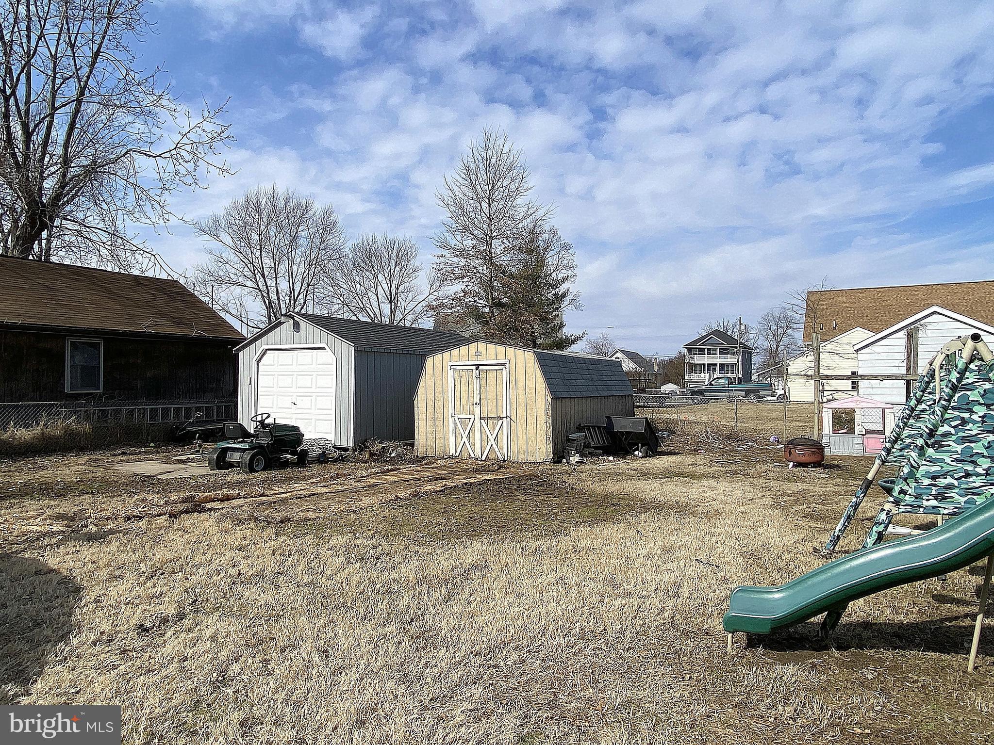 CHESAPEAKE TERRACE - Residential