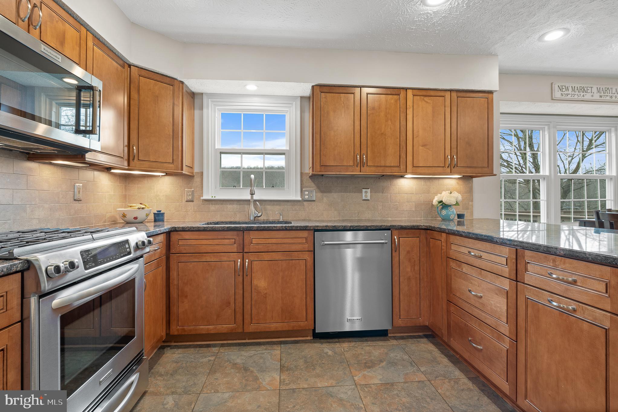 SUMMERFIELD - Residential