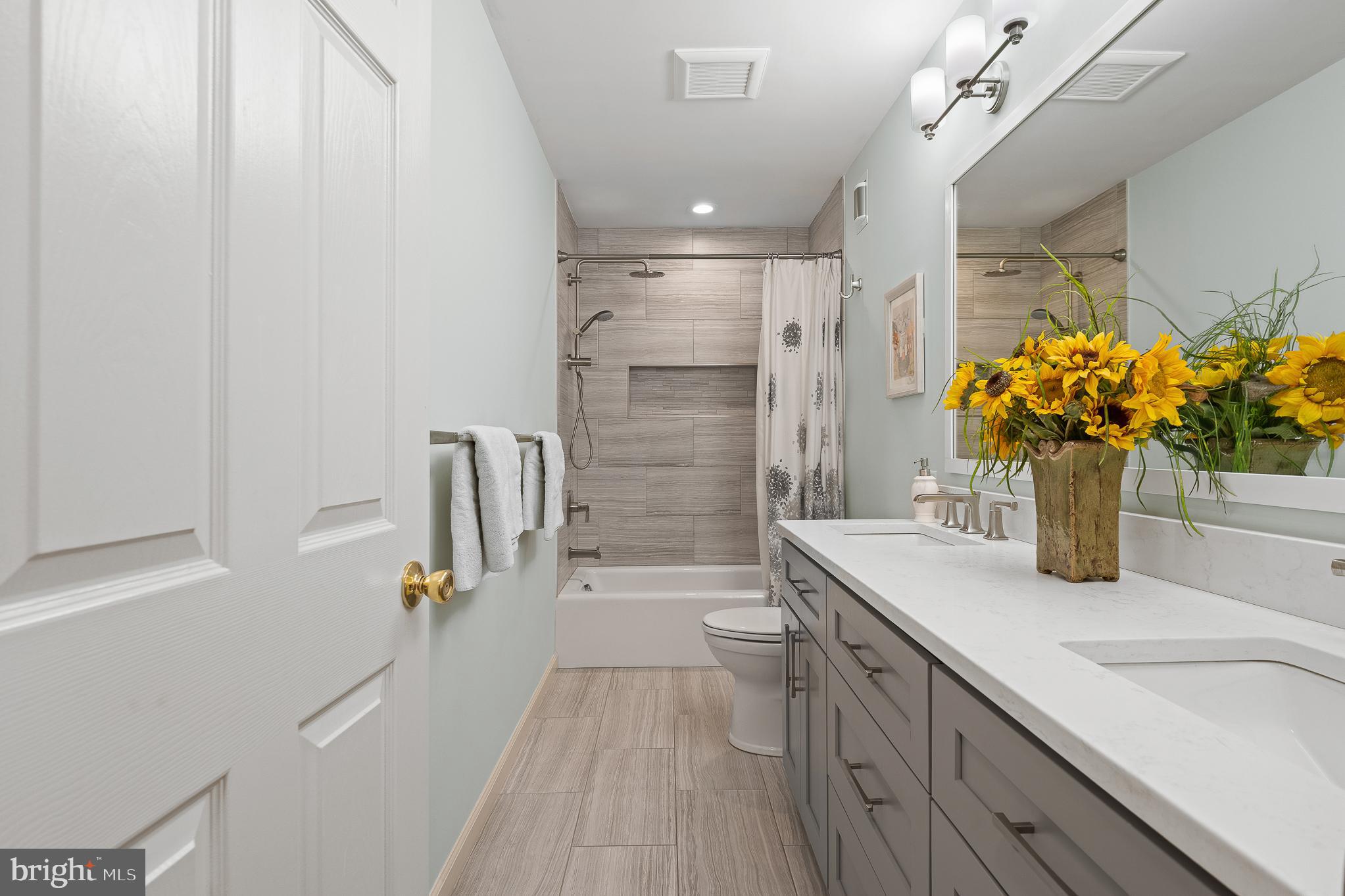 SUMMERFIELD - Residential