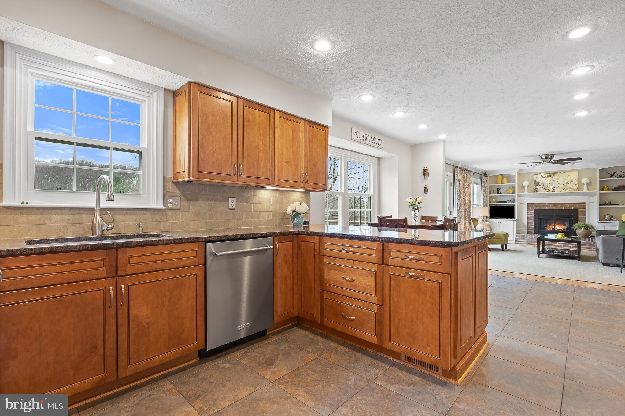 SUMMERFIELD - Residential