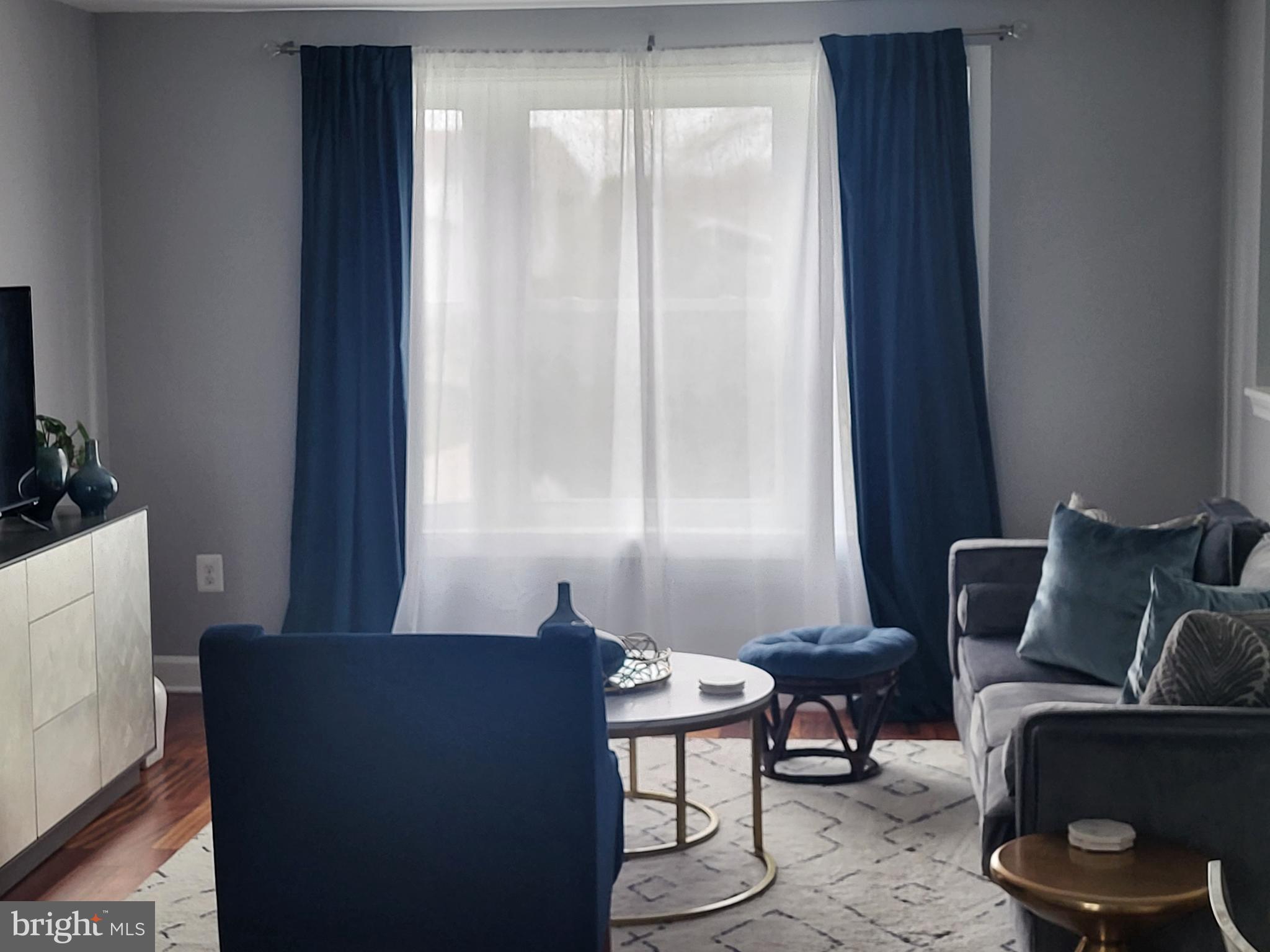 MAPLEWOOD - Residential