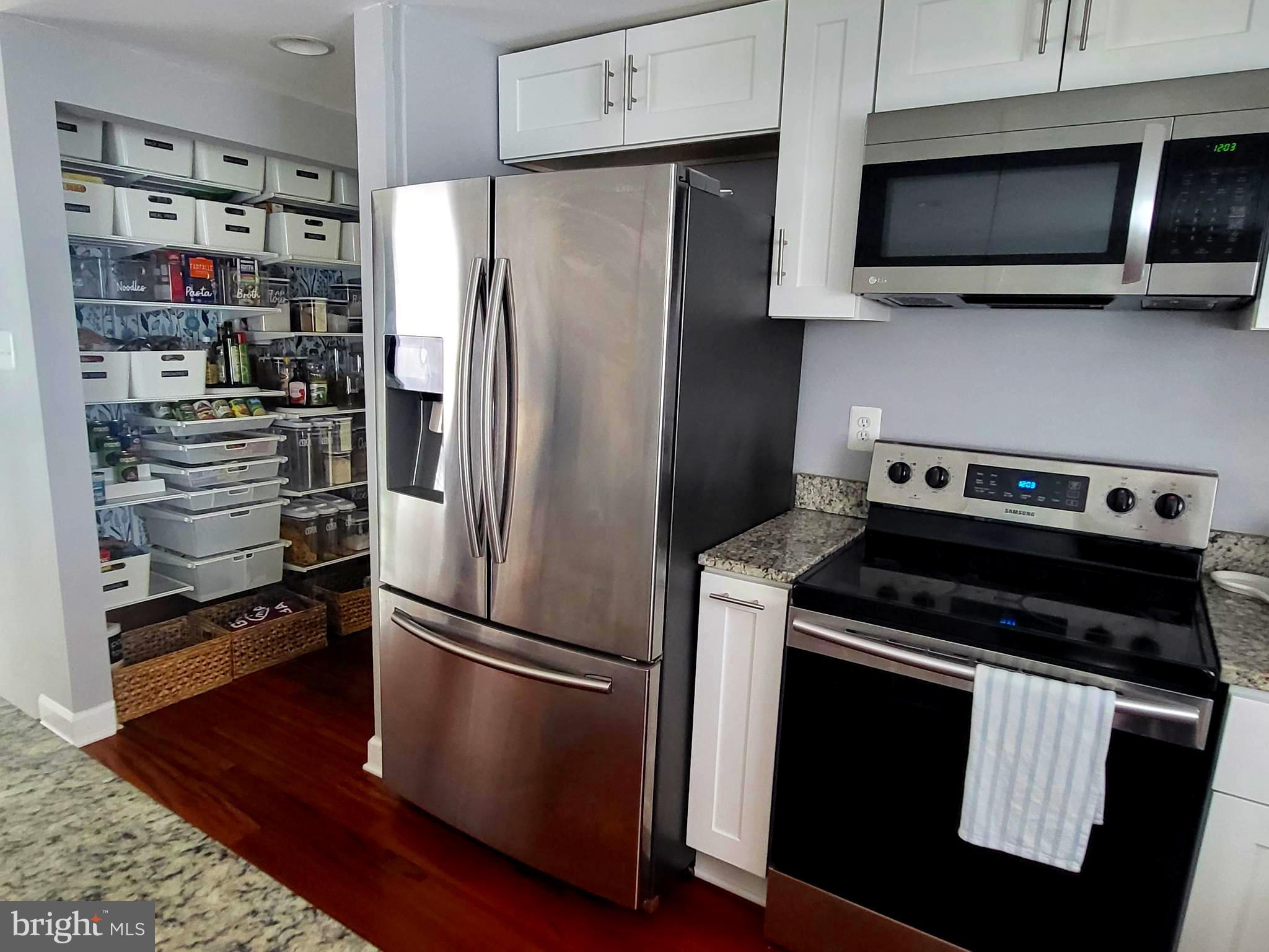 MAPLEWOOD - Residential