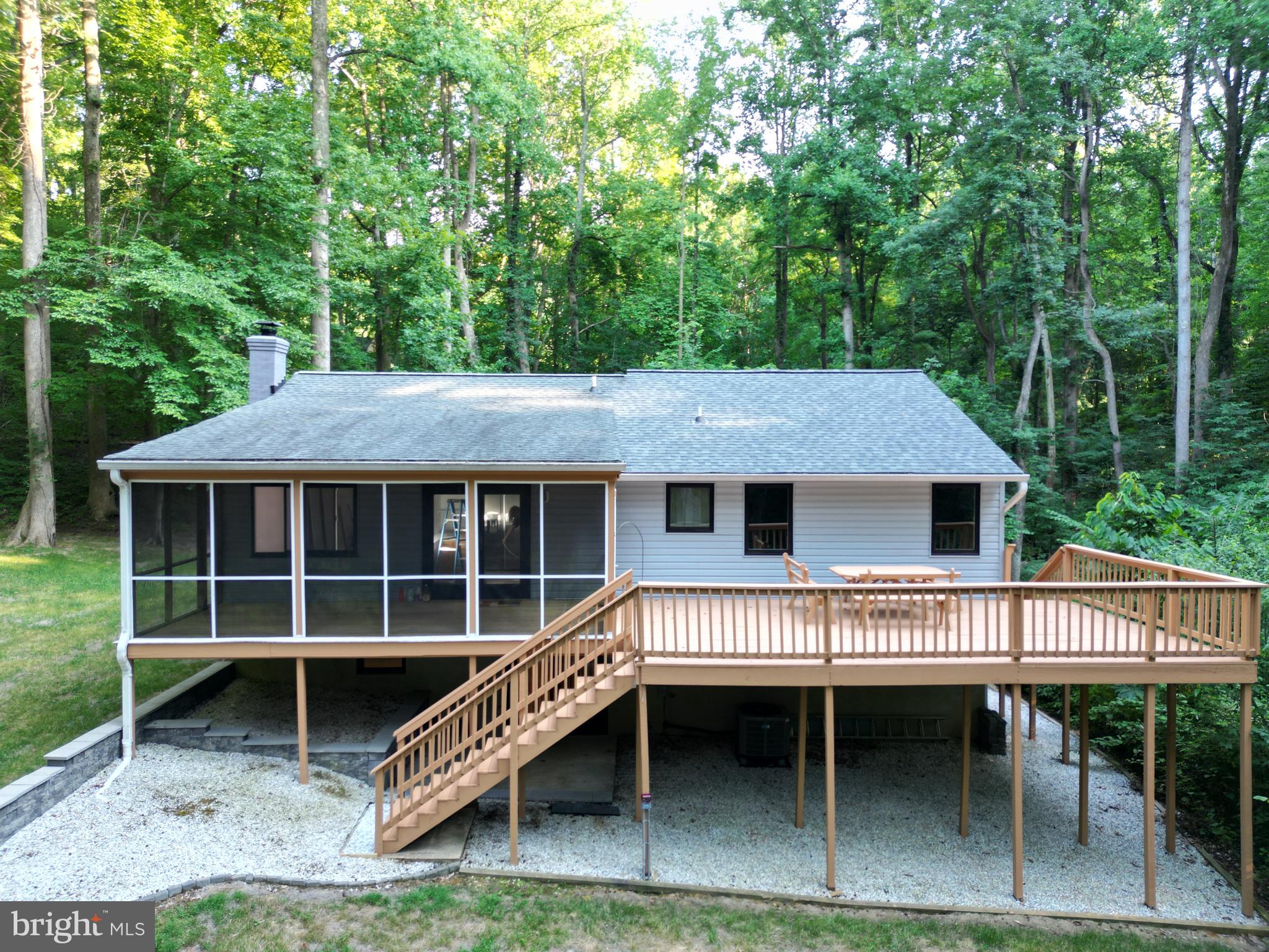 POPLAR WOODS - Residential