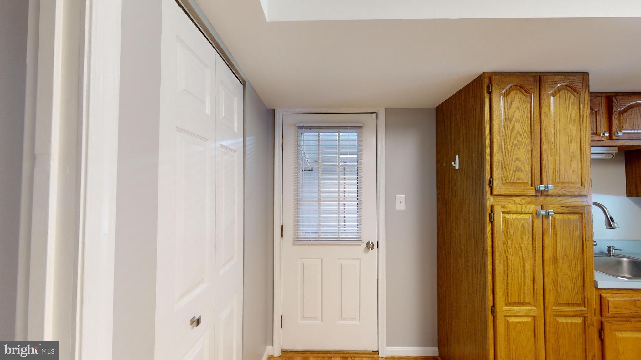 POPLAR WOODS - Residential